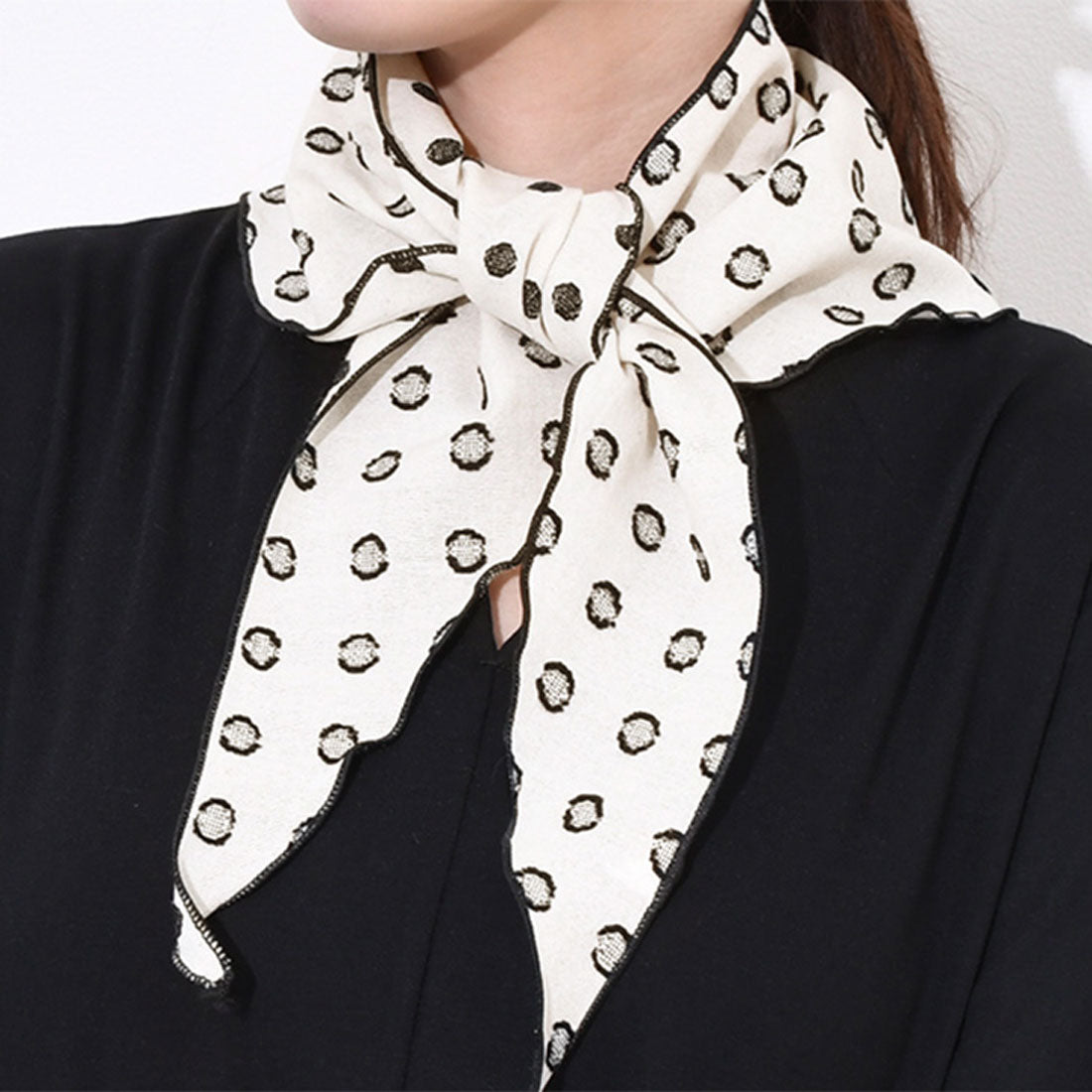 リアルスタイル REAL STYLE スカーフ ストール バンダナ ネックカバー 付け襟 つけ襟 レディース 夏 UV 紫外線 冷房対策 薄手 綿 コットン100% 三角 ドット (アイボリー) アイボリー