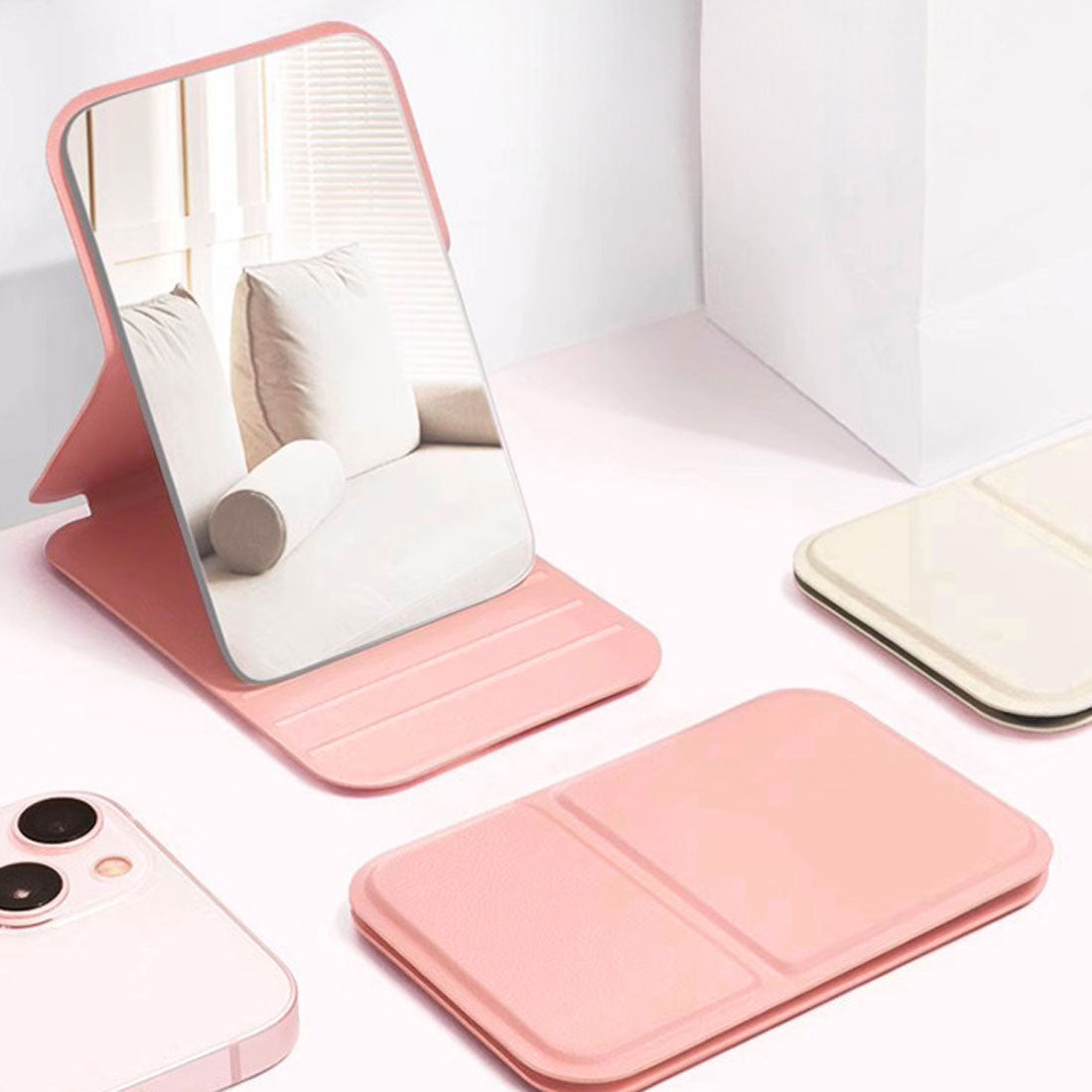 リアルスタイル REAL STYLE コンパクトミラー 卓上ミラー 鏡 折りたたみ おしゃれ 化粧 メイク 小さい 持ち運び 携帯 スタンド 収納 角度調整 調節 フレームレス (アイボリー) アイボリー