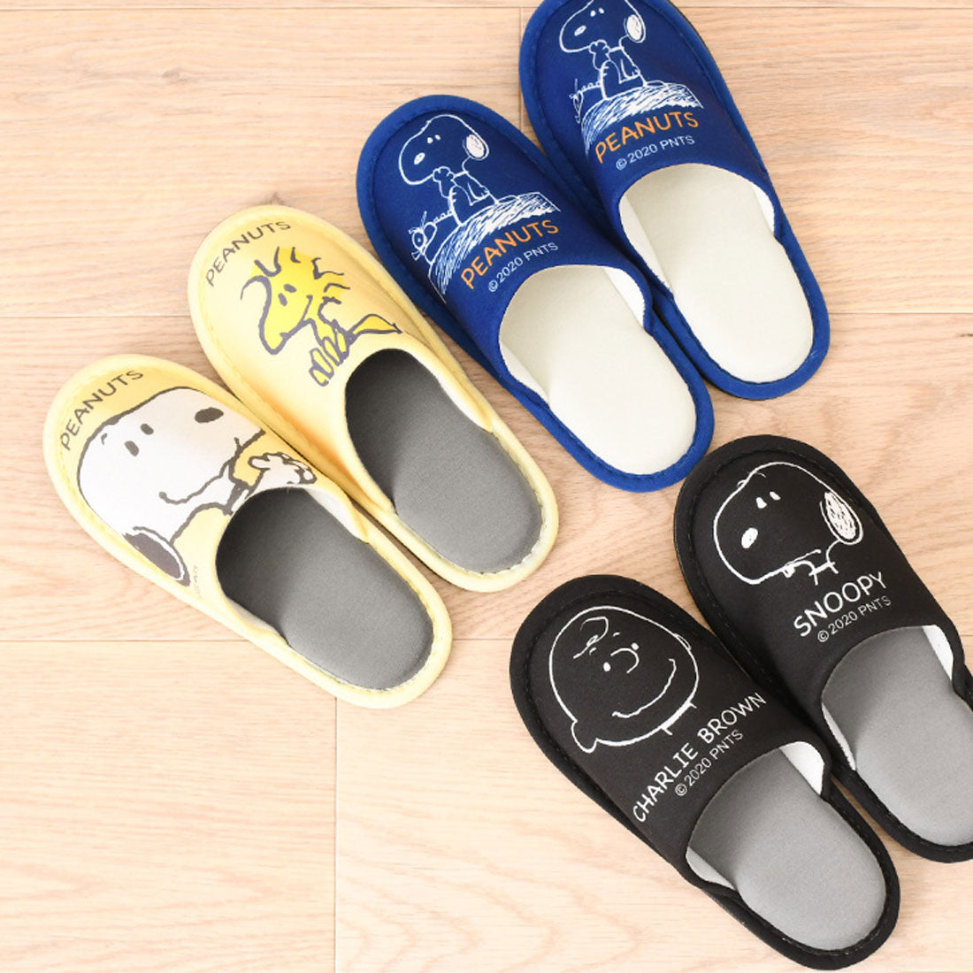リアルスタイル REAL STYLE スリッパ 室内 レディース ルームシューズ 春夏 秋冬 おしゃれ トイレ 来客用 スヌーピー snoopy キャラクター サンダル 可愛い (ネイビー) ネイビー