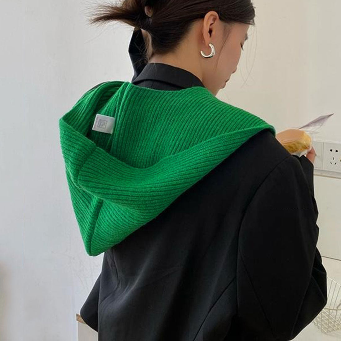 リアルスタイル REAL STYLE マフラー ストール フード付き ネックウォーマー ショール レディース ニット バラクラバ 秋冬 防寒 暖かい 肩掛け おしゃれ 無地 保温 (イエロー) イエロー