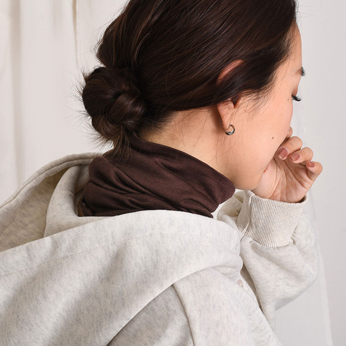 リアルスタイル REAL STYLE ネックカバー ネックウォーマー 冬 レディース UV おしゃれ スヌード 薄手 防寒 付け襟 ハイネック ゴルフ 首 暖かい ウール100%