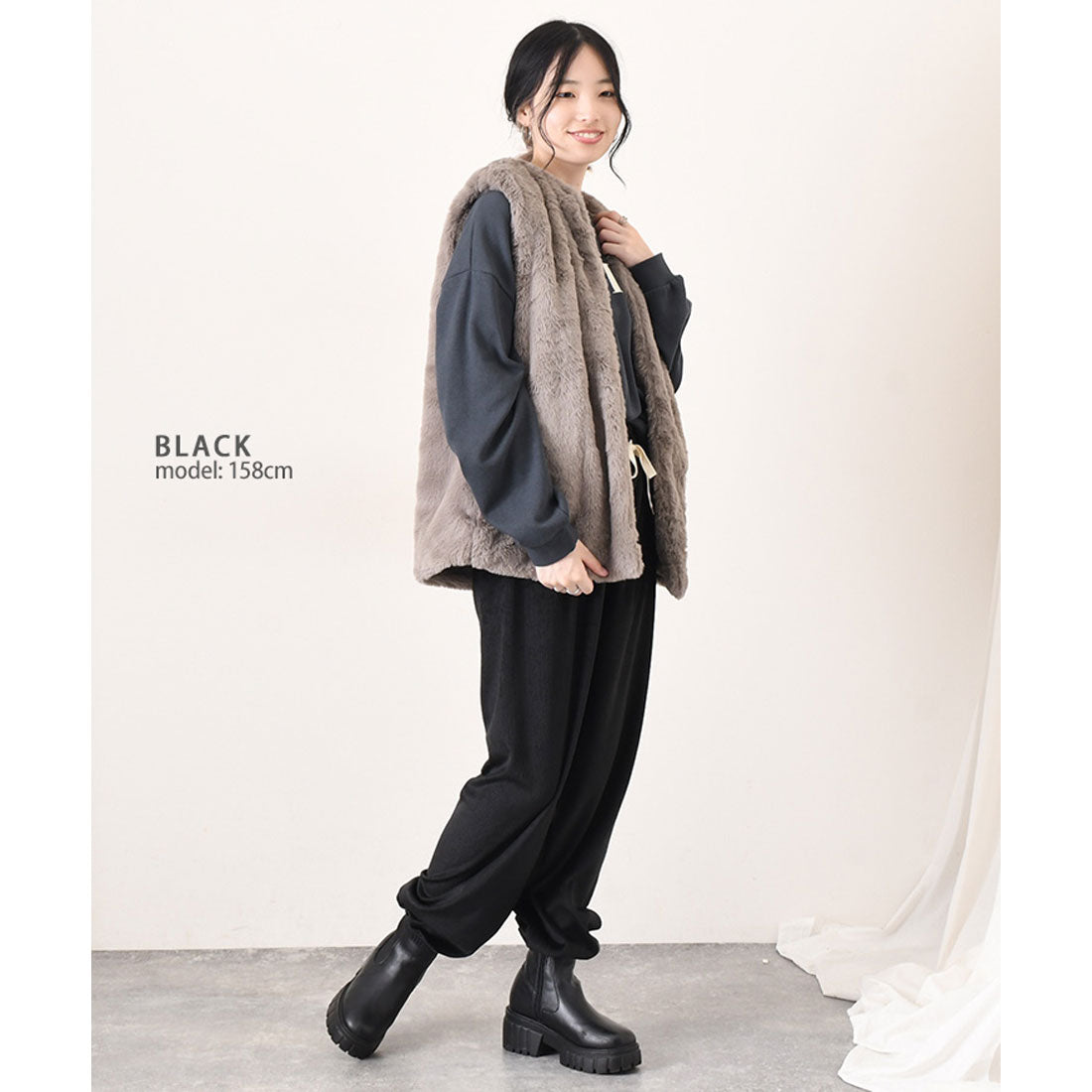 リアルスタイル REAL STYLE ジョガーパンツ レディース コーデュロイ 秋 冬 暖かい 防寒 寒さ対策 柔らかい ウエストゴム 伸縮性 かわいい 通勤 通学 部屋着 楽ちん