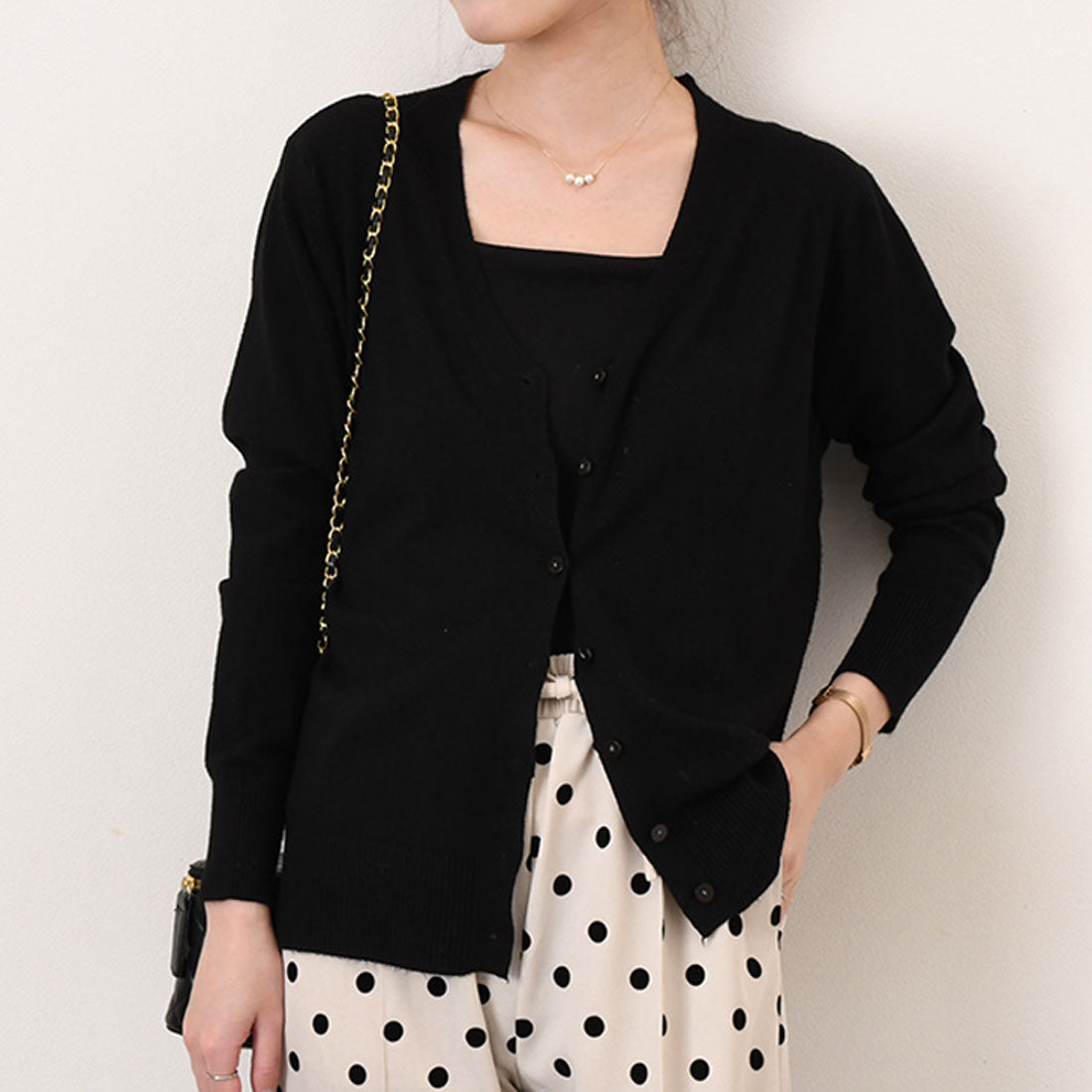 リアルスタイル REAL STYLE 開襟毛衣 女士 針織 春 秋 黑色 薄款 V領 顏色 可水洗 長袖 通勤 辦公室 學生 學校 事務 商務 簡約