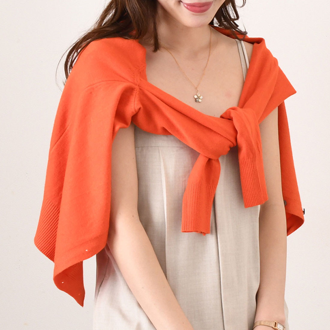 リアルスタイル REAL STYLE 開襟毛衣 女士 針織 春 秋 黑色 薄款 V領 顏色 可水洗 長袖 通勤 辦公室 學生 學校 事務 商務 簡約