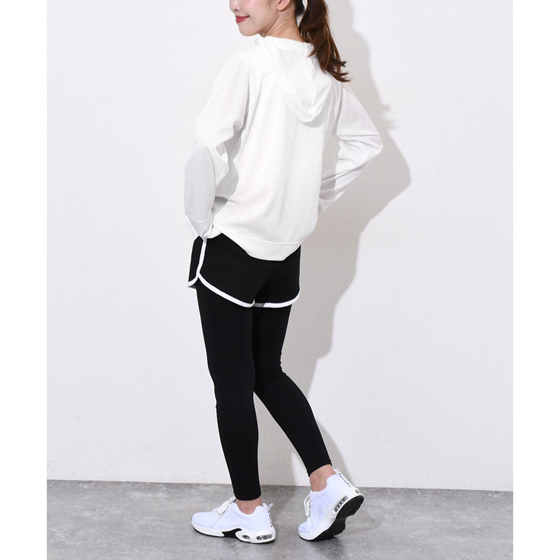 リアルスタイル REAL STYLE パーカー レディース ラッシュガード 夏 薄手 UVケア ジップアップ 指穴 冷感 涼しい 吸汗速乾 ドライ メッシュ 無地 羽織 上着 前開き (オフホワイト) オフホワイト
