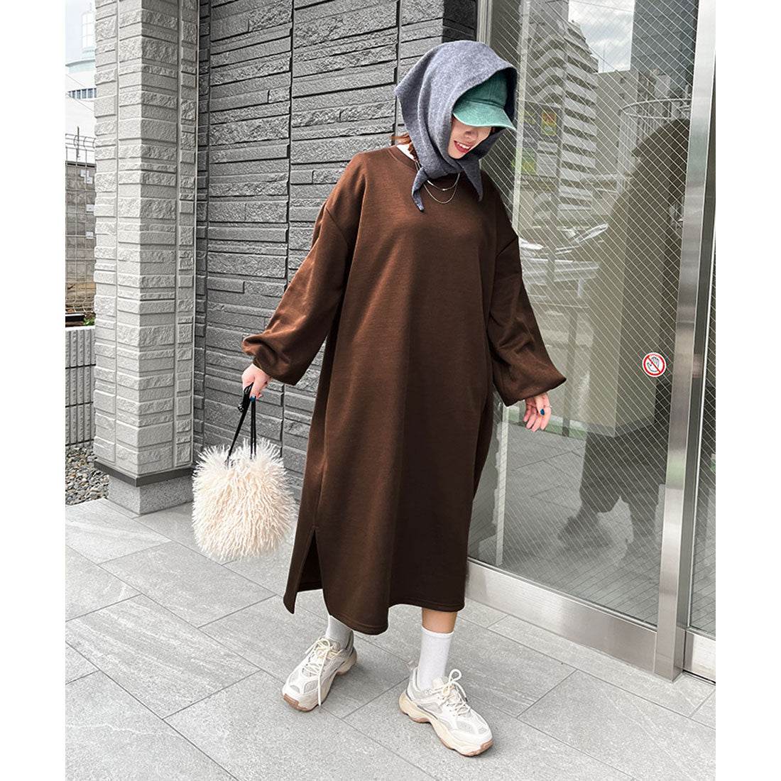 リアルスタイル REAL STYLE ワンピース レディース 長袖 秋 冬 ロング きれいめ 裏起毛 暖かい スウェット スエット Iライン ストレート おしゃれ 膝下 長袖 韓国ファッション チンチャコリア (ブラウン) ブラウン