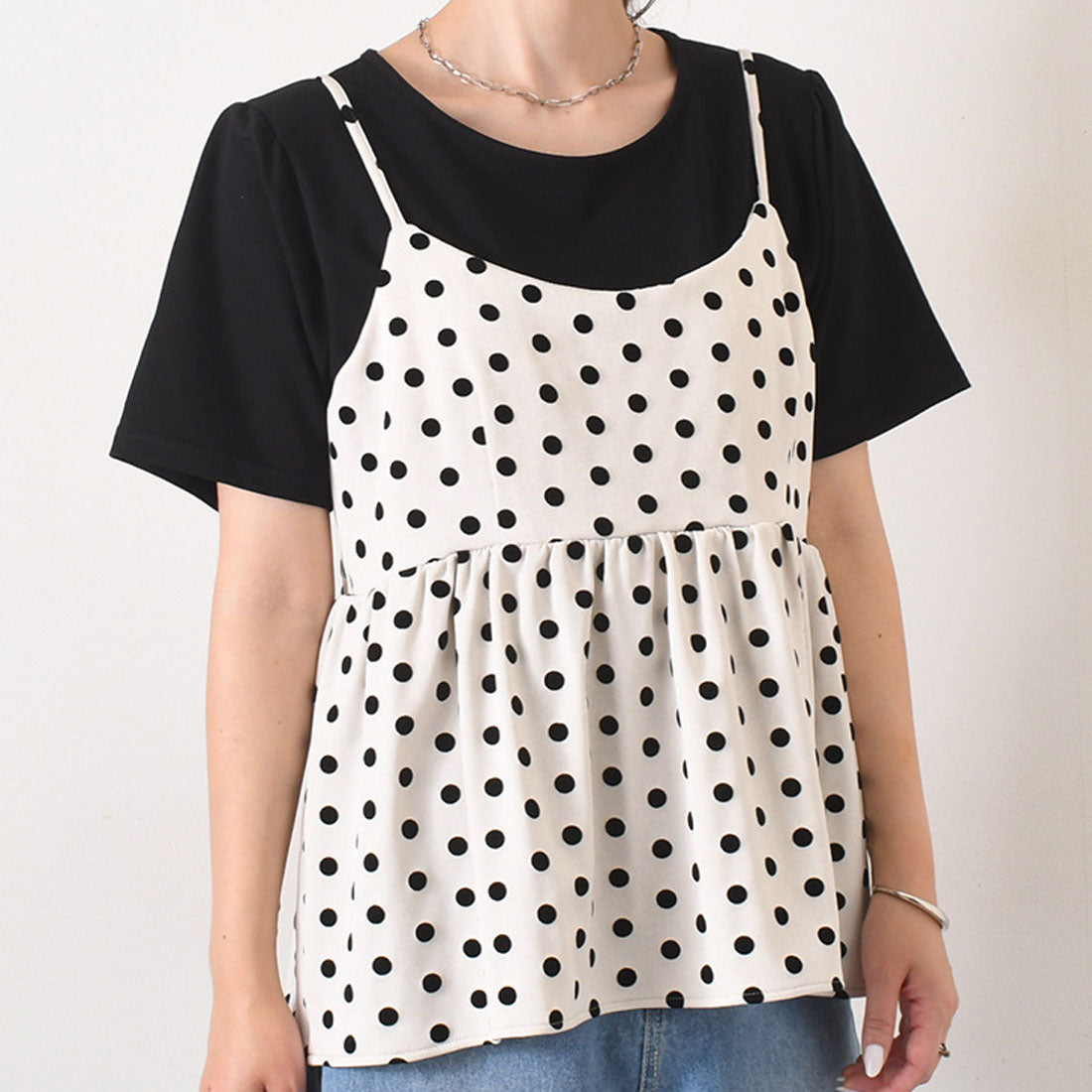 REAL STYLE 女式緊身胸衣 T 卹 2 件套,植絨圓點圖案,分層,時尚,可愛,緊身衣,喇叭上衣,剪裁和縫製,吊帶背心,套裝