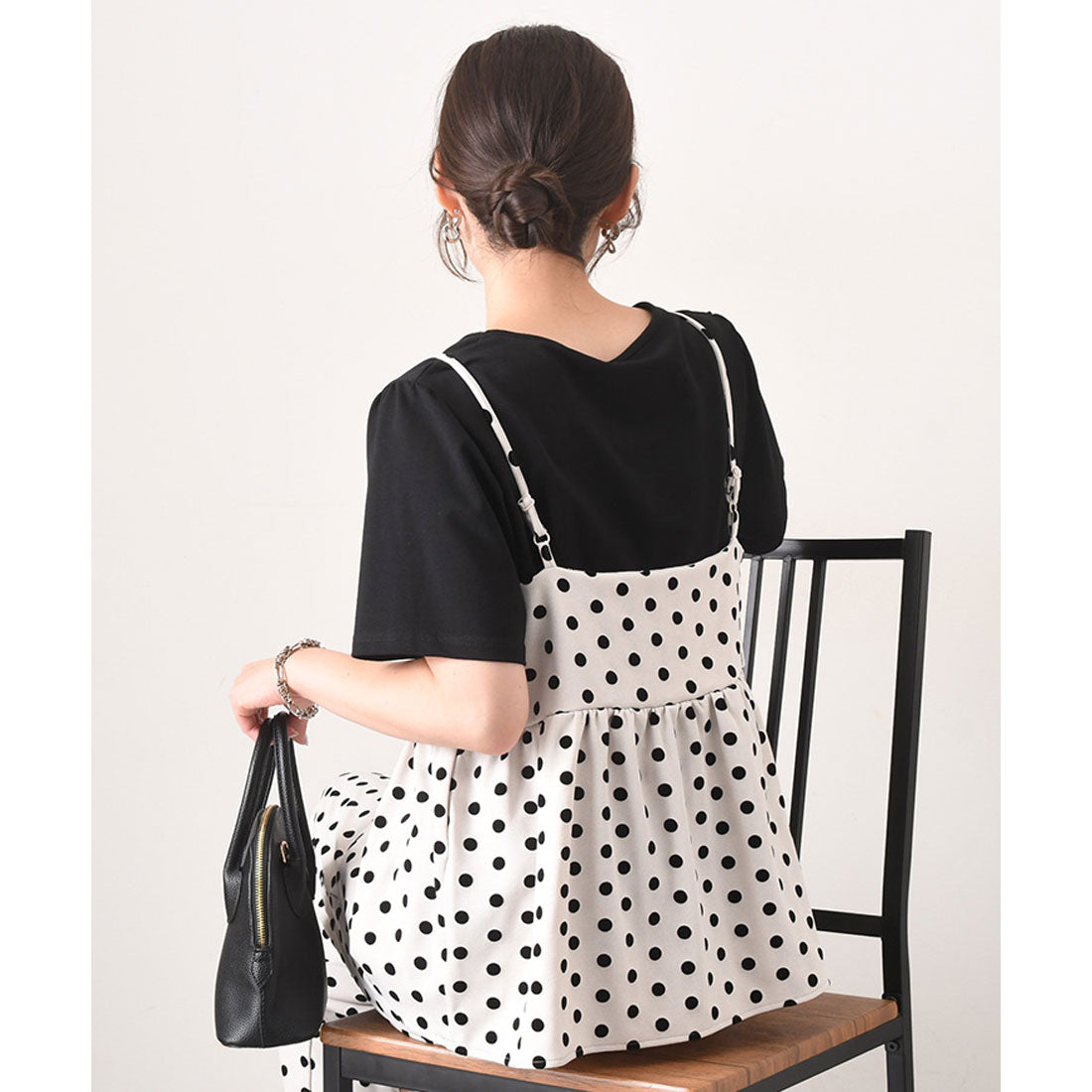 REAL STYLE 女式緊身胸衣 T 卹 2 件套,植絨圓點圖案,分層,時尚,可愛,緊身衣,喇叭上衣,剪裁和縫製,吊帶背心,套裝