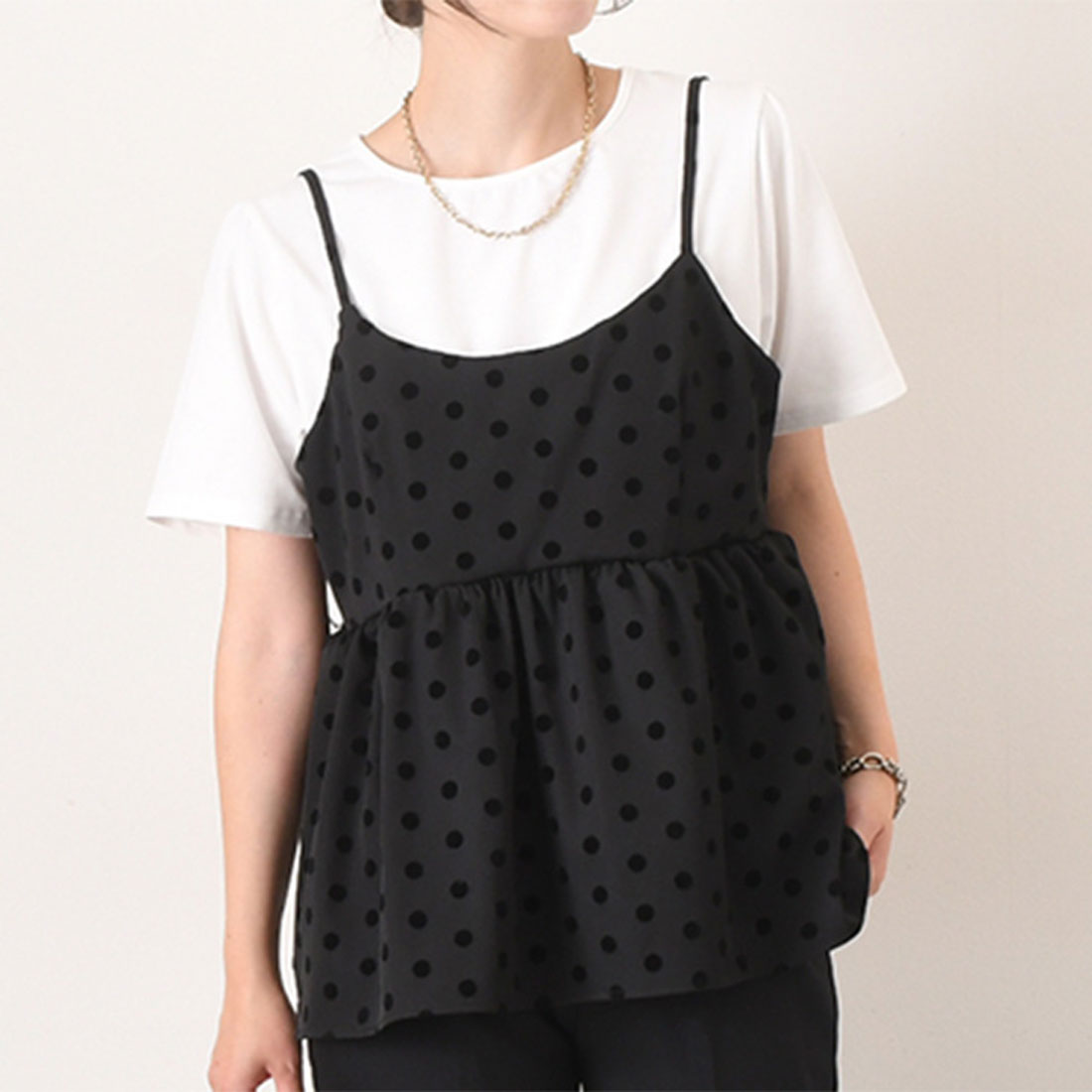 REAL STYLE 女式緊身胸衣 T 卹 2 件套,植絨圓點圖案,分層,時尚,可愛,緊身衣,喇叭上衣,剪裁和縫製,吊帶背心,套裝