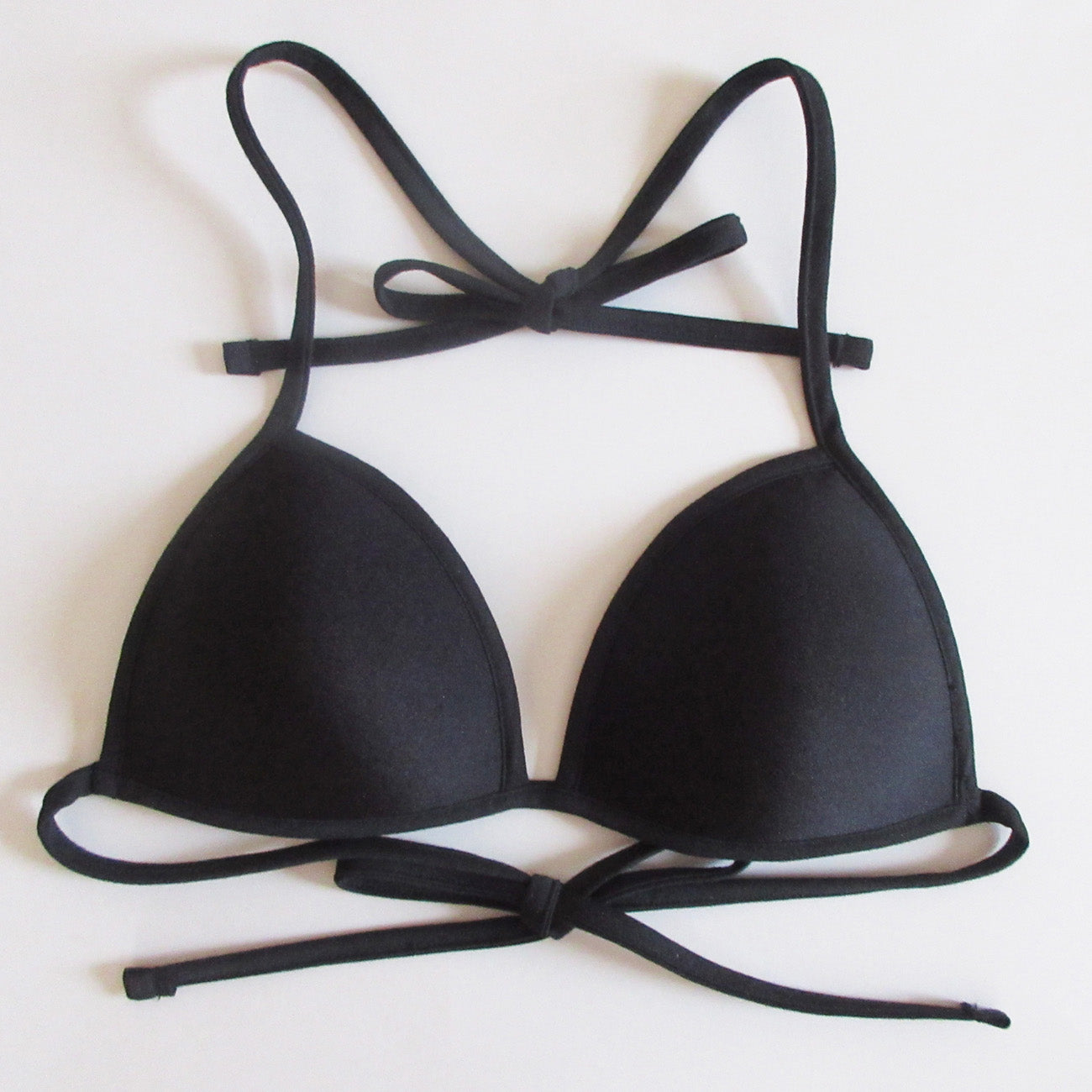 レンヴィ REN-VI 三角パッドひも結びブラジャー (ブラック) ブラック