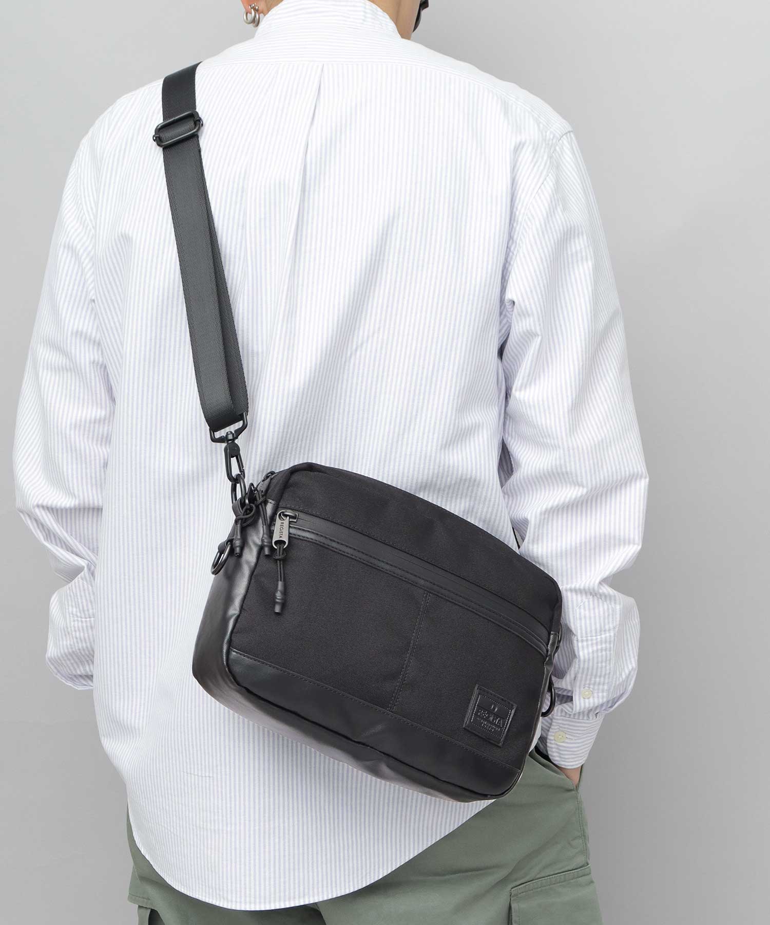REGiSTA Shoulder Bag Men's Black Plain Simple Women's Mini Shoulder