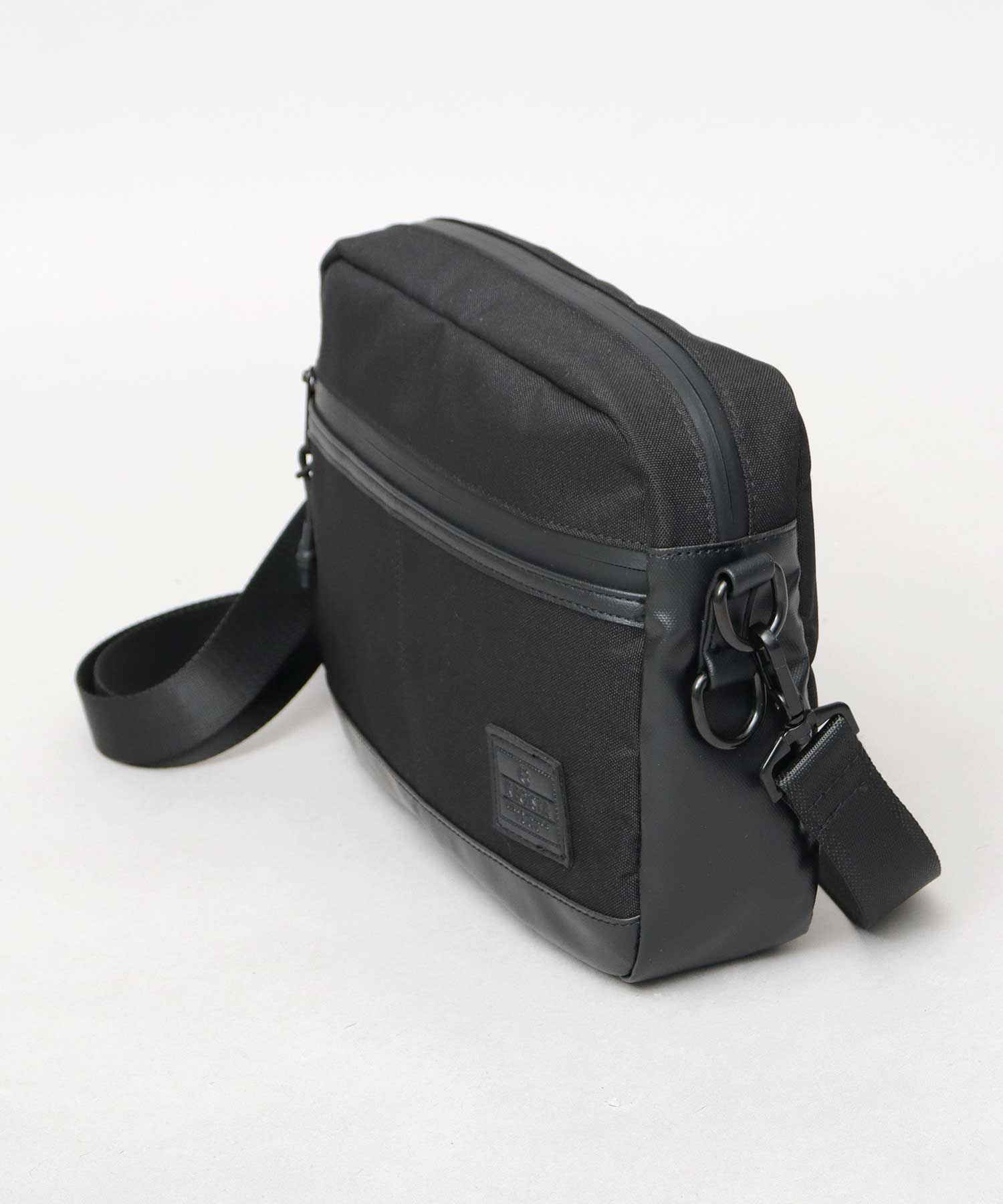 REGiSTA Shoulder Bag Men's Black Plain Simple Women's Mini Shoulder