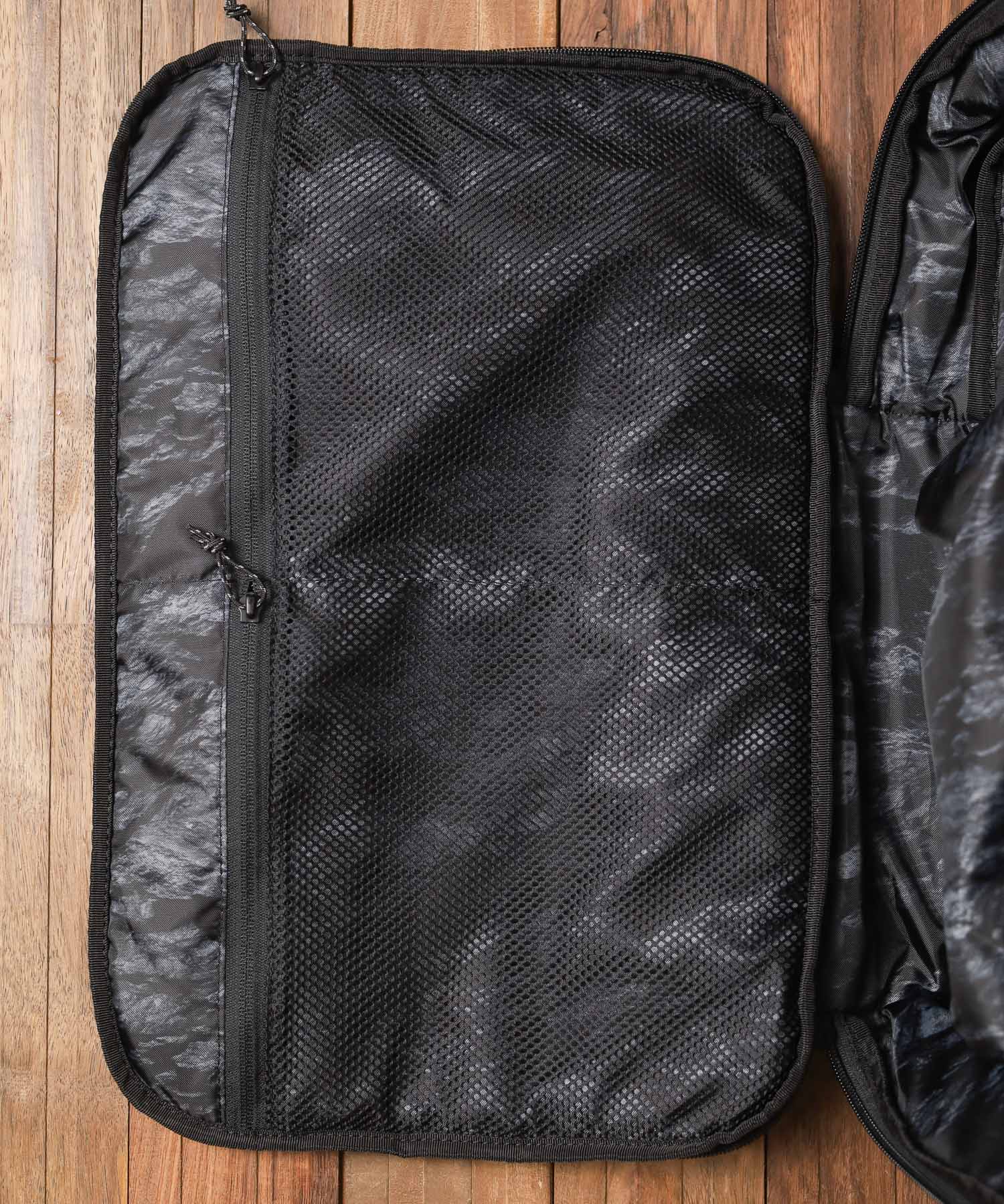 エーアールエムジー ar/mg MAMMUT Seon Transporter (ネイビー) ネイビー