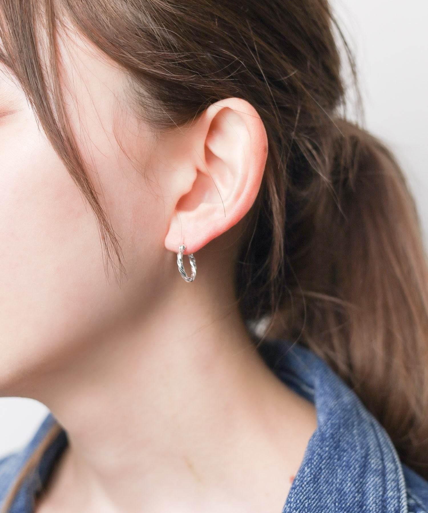 エーアールエムジー ar/mg SILVER925 15mmデザインフープピアス