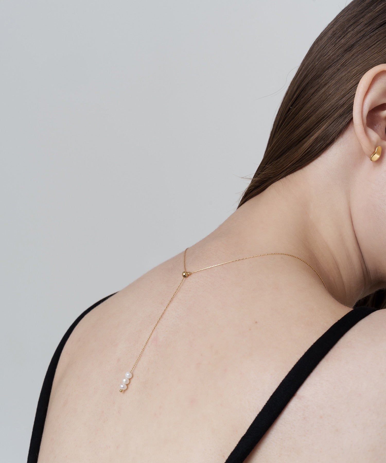AR/MG 【enough】 Pearl Neck B