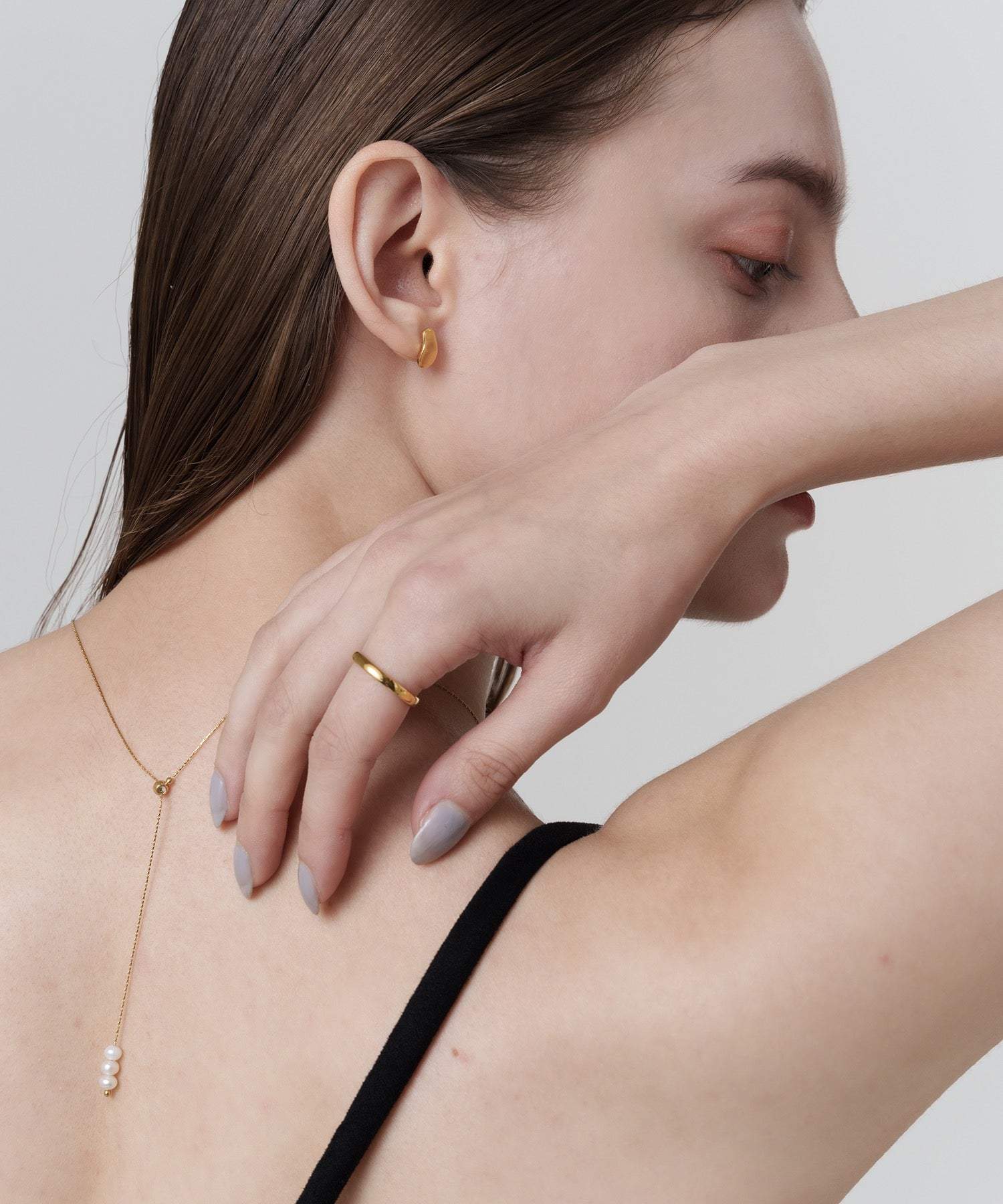 AR/MG 【enough】 Pearl Neck B