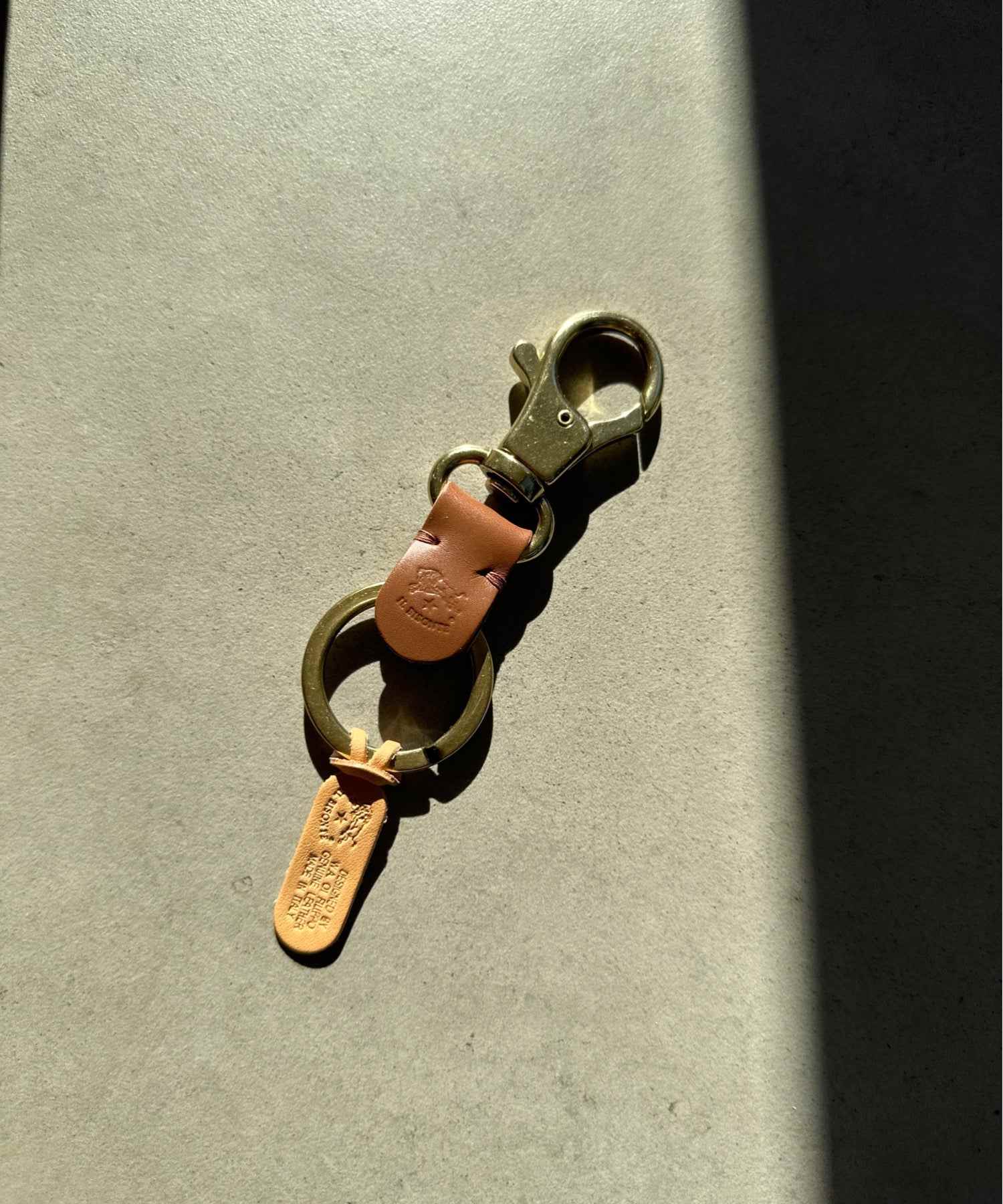 エーアールエムジー ar/mg IL BISONTE / イルビゾンテ / レザーキーリング COWHIDE KEYRING / SKH016 (チョコ) チョコ