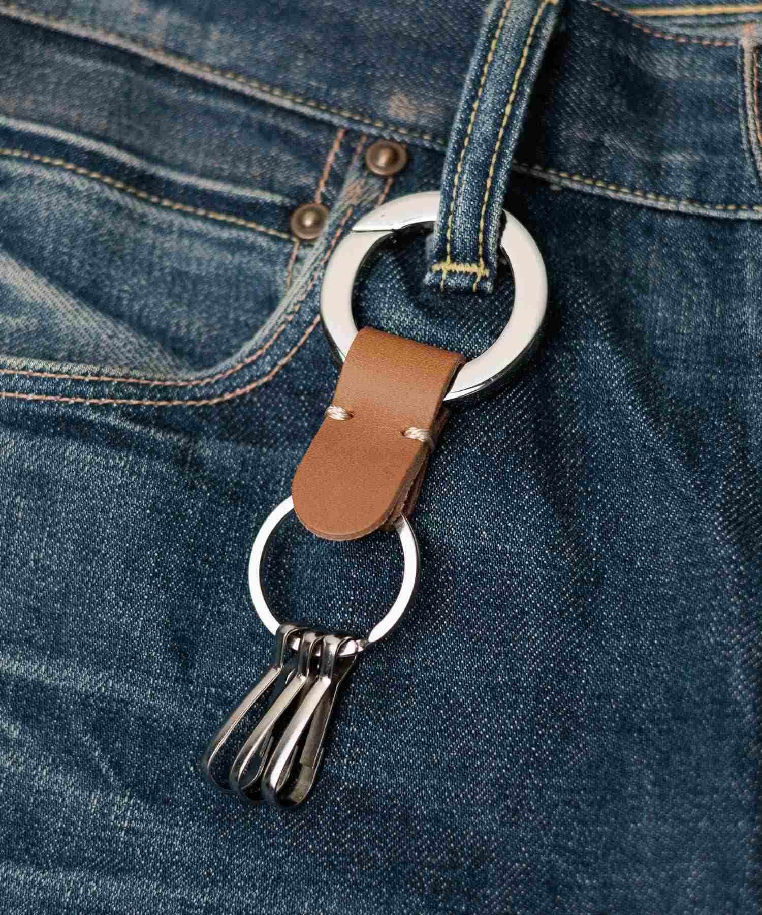 エーアールエムジー ar/mg Italian Leather x Metal KEYHOLDER (キャメル) キャメル