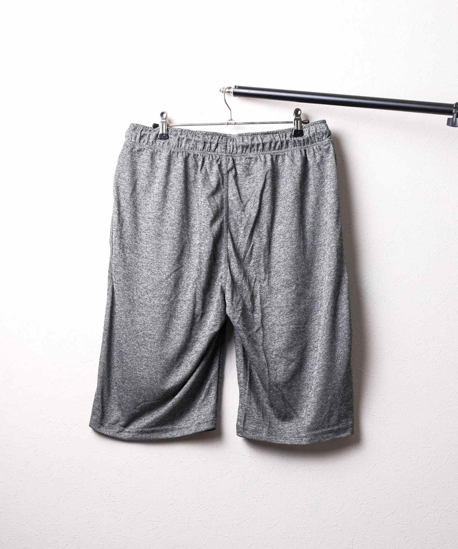 エーアールエムジー ar/mg ドライメッシュ ショートパンツ (グレー) グレー