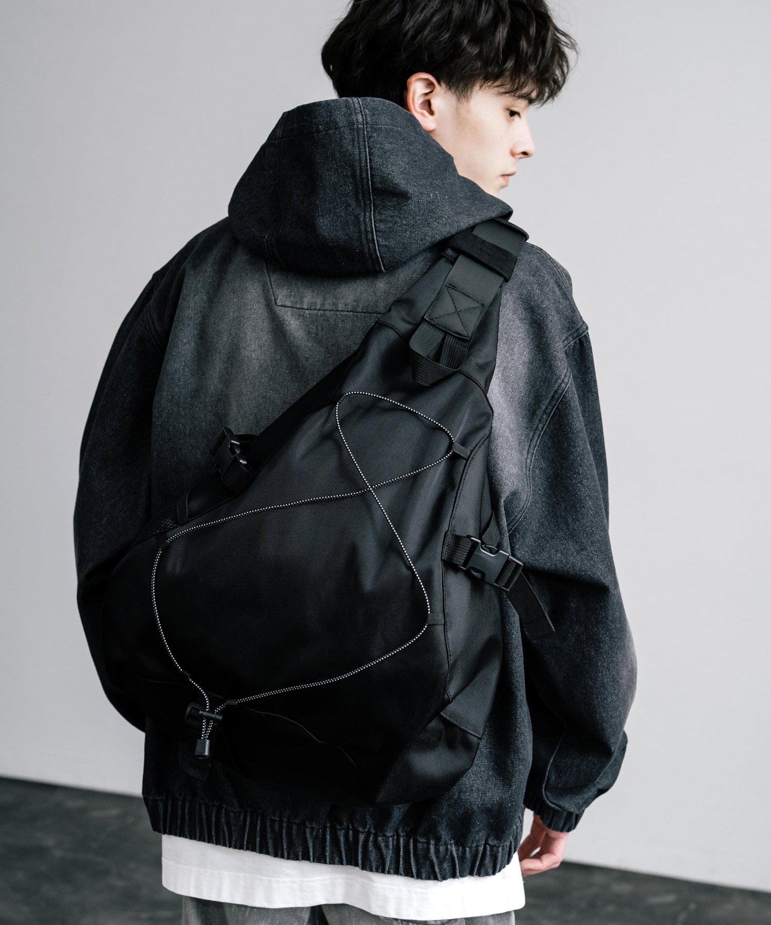 Rocky Monroe Body Bag for Men and Women Sling One Shoulder Bag Triangle Crossbody Shoulder Bag A4 Large Capacity Wide Gusset Travel Gym Simple Casual 14289