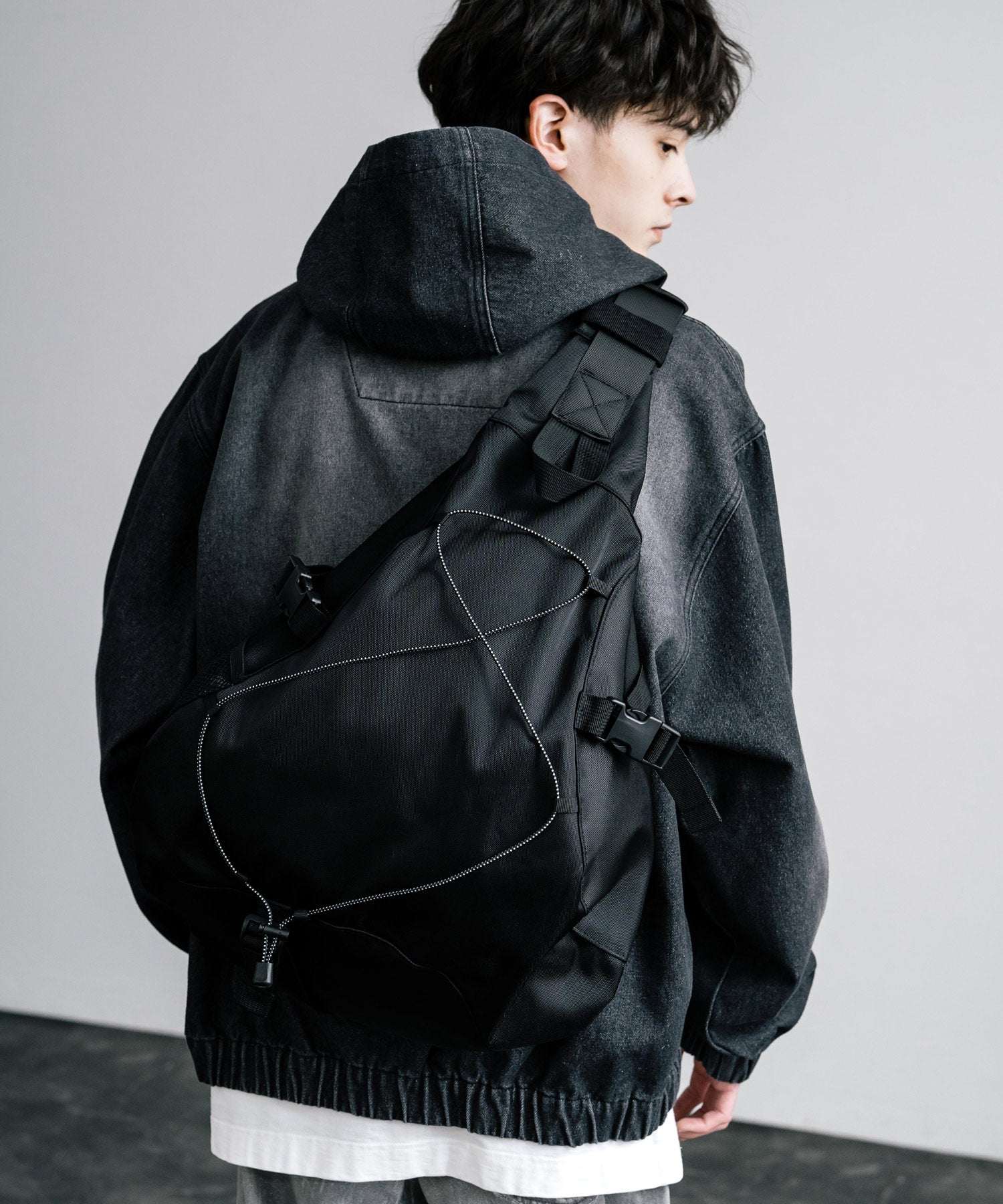 Rocky Monroe Body Bag for Men and Women Sling One Shoulder Bag Triangle Crossbody Shoulder Bag A4 Large Capacity Wide Gusset Travel Gym Simple Casual 14289