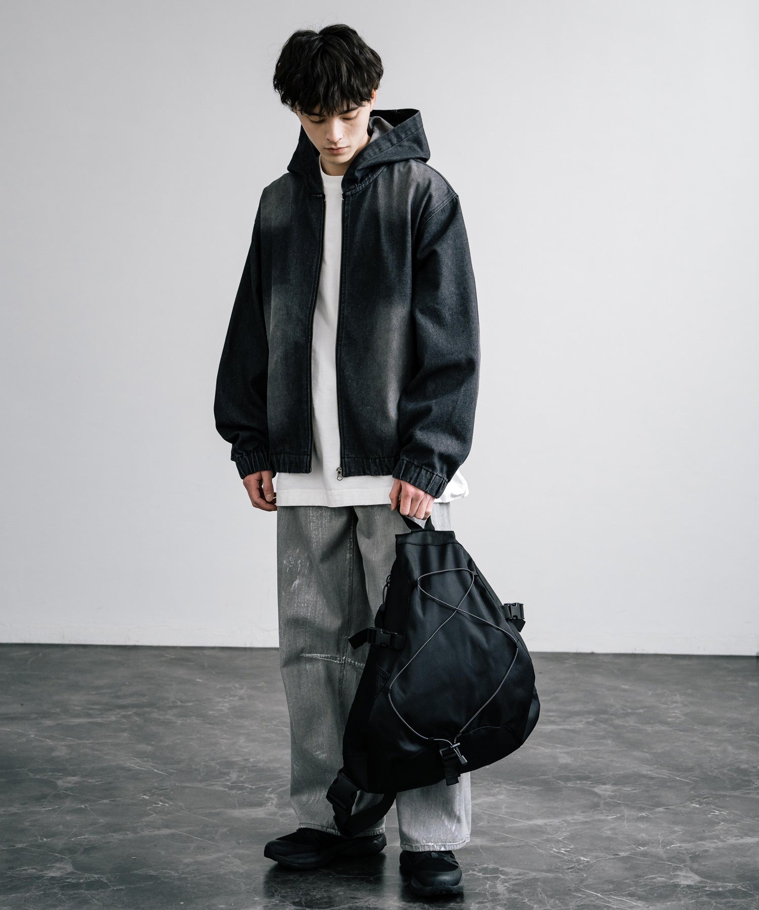 Rocky Monroe Body Bag for Men and Women Sling One Shoulder Bag Triangle Crossbody Shoulder Bag A4 Large Capacity Wide Gusset Travel Gym Simple Casual 14289