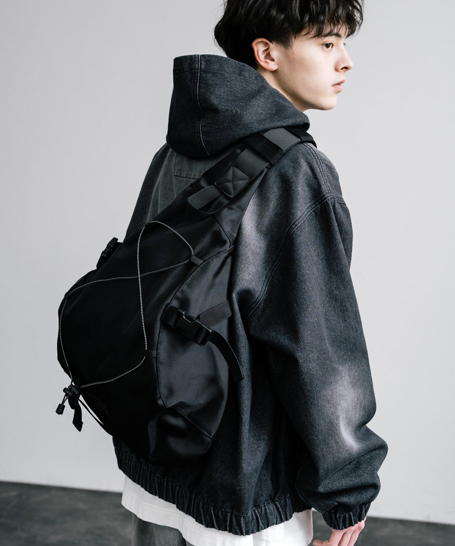 Rocky Monroe Body Bag for Men and Women Sling One Shoulder Bag Triangle Crossbody Shoulder Bag A4 Large Capacity Wide Gusset Travel Gym Simple Casual 14289