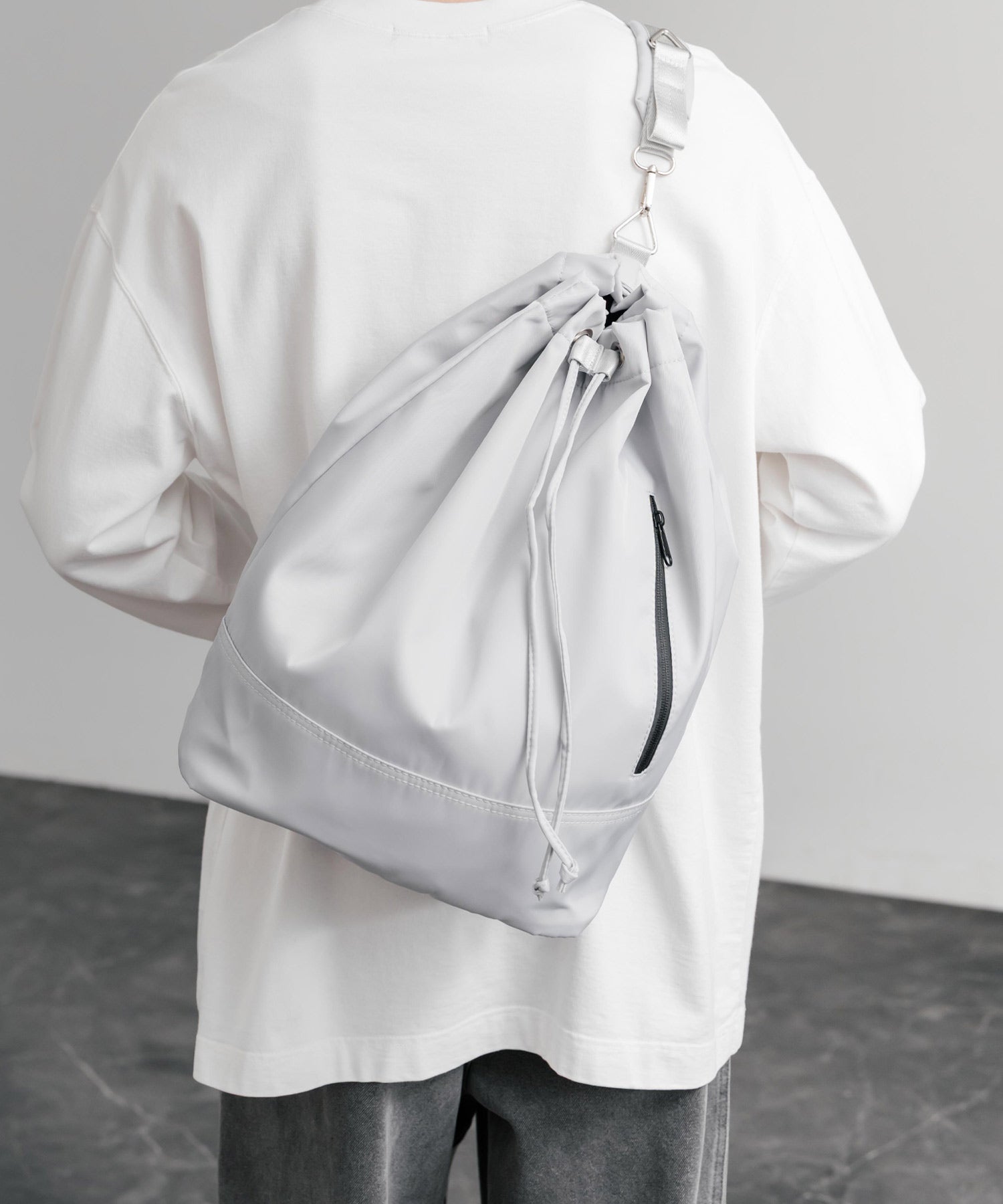 ロッキーモンロー Rocky Monroe ショルダーバッグ リュックサック 2WAY メンズ レディース ナイロンバッグ 鞄 ジムサック プール 海 ジム ヨガ スポーツ カジュアル 15511 (グレー) グレー