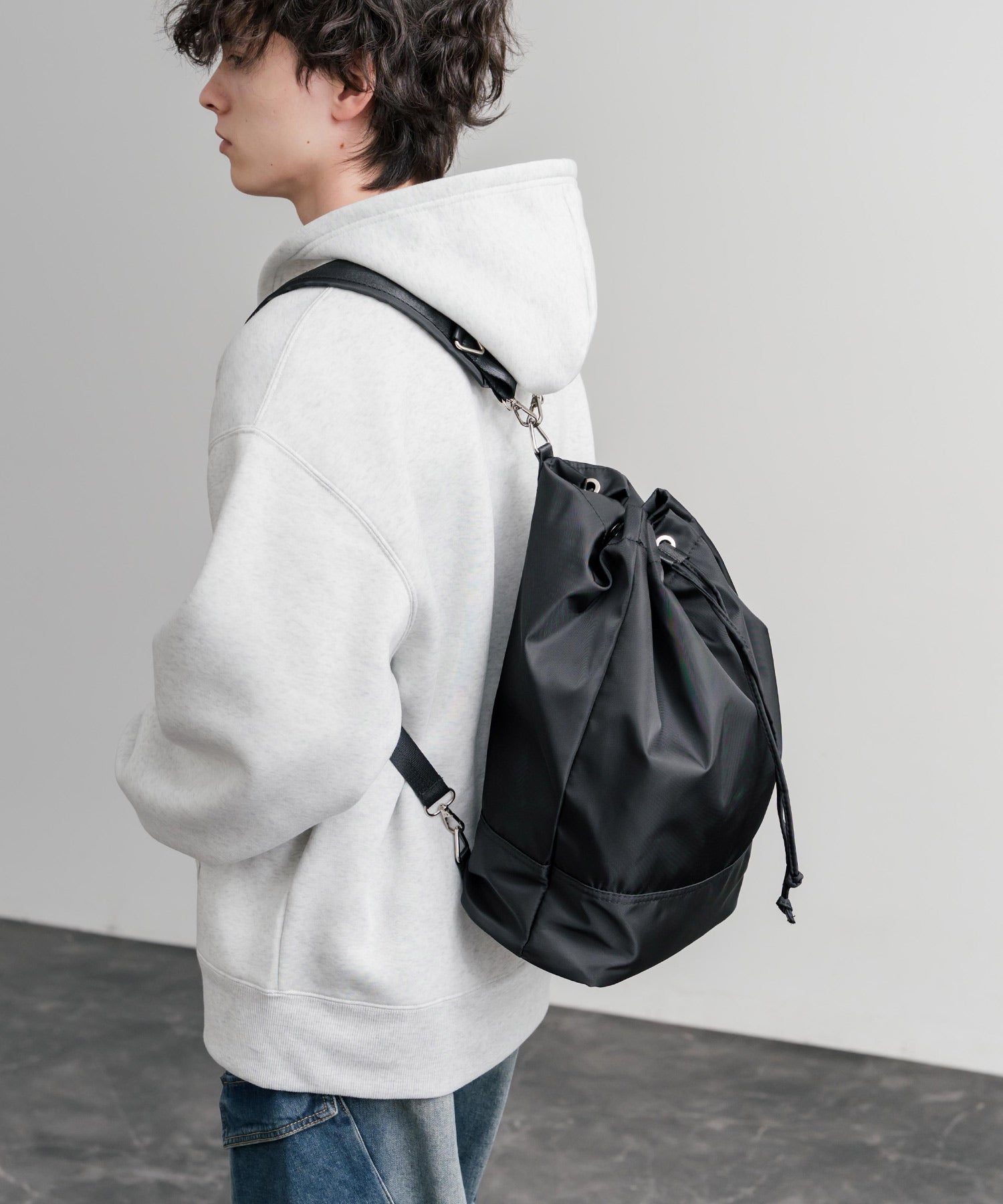 ロッキーモンロー Rocky Monroe ショルダーバッグ リュックサック 2WAY メンズ レディース ナイロンバッグ 鞄 ジムサック プール 海 ジム ヨガ スポーツ カジュアル 15511 (グレー) グレー