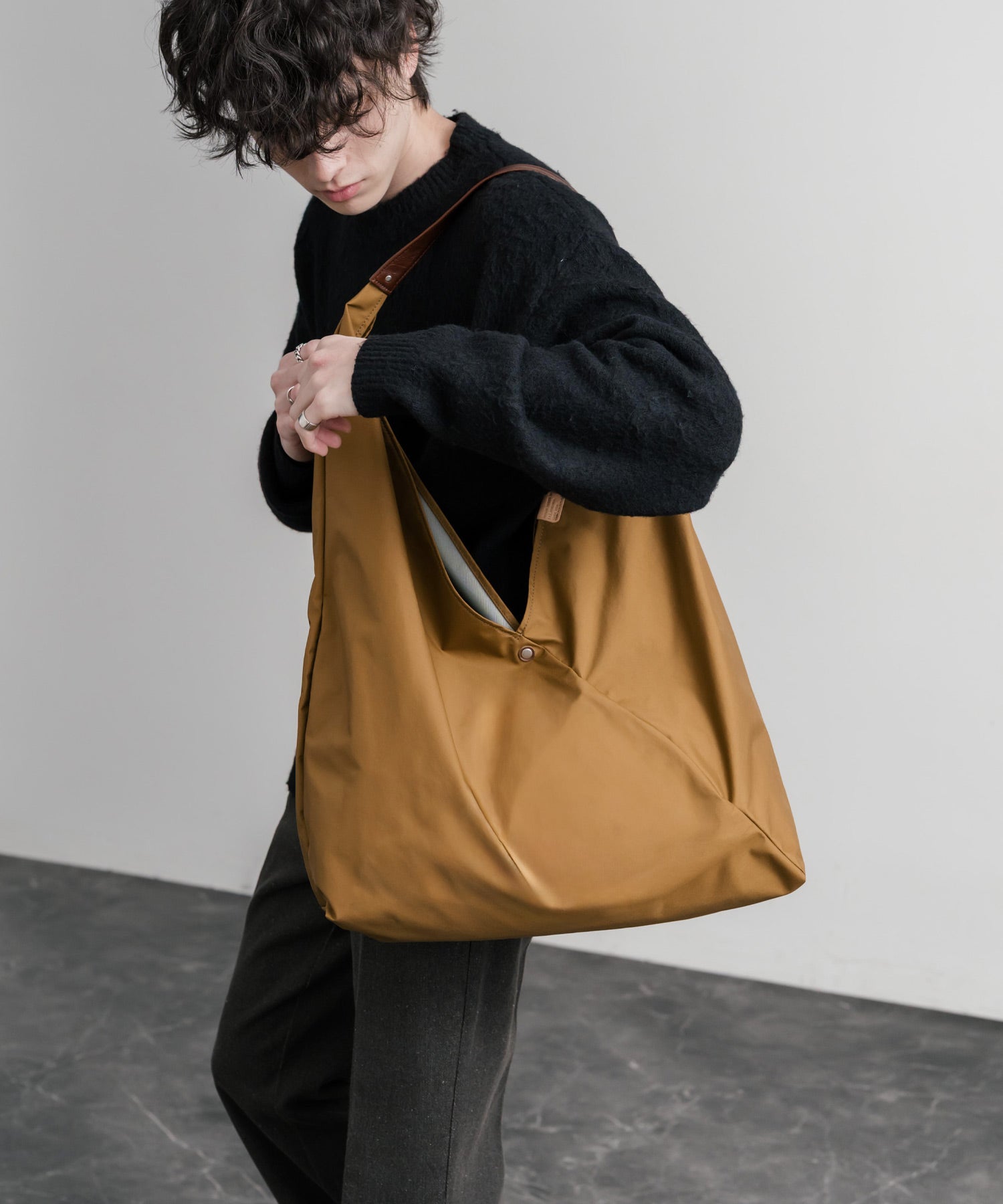 ロッキーモンロー Rocky Monroe トートバッグ メンズ レディース ショルダー 肩掛け 斜め掛け ハンド あずま袋 日本製 Butler Verner Sails JS-3028 15526 (コヨーテ) コヨーテ