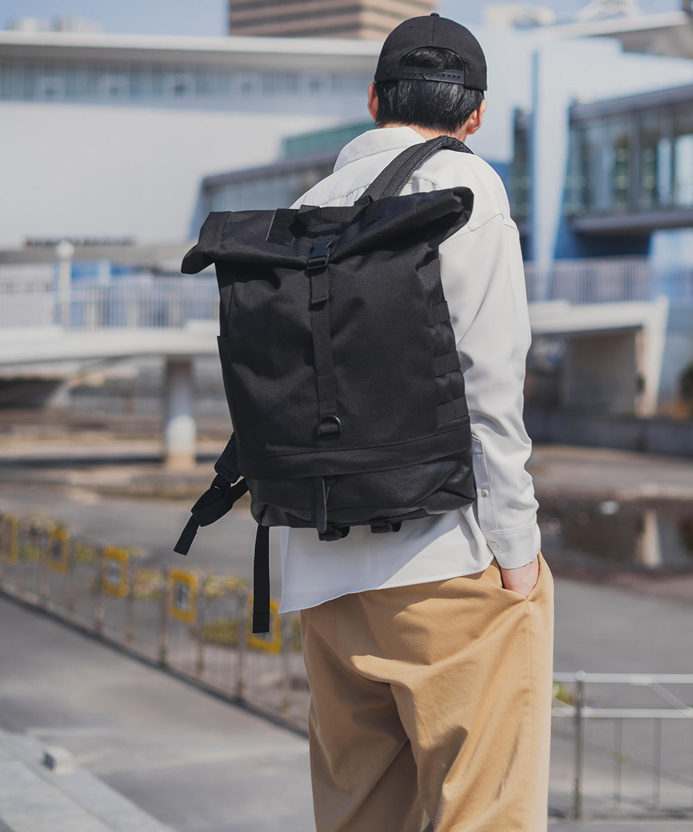 ロッキーモンロー Rocky Monroe リュック バックパック メンズ バッグ 鞄 大容量 本革 牛革 レザー コーデュラ610P ロールトップ カジュアル アウトドア 旅行 通勤 通学 日本製 国産 (ブラック) ブラック