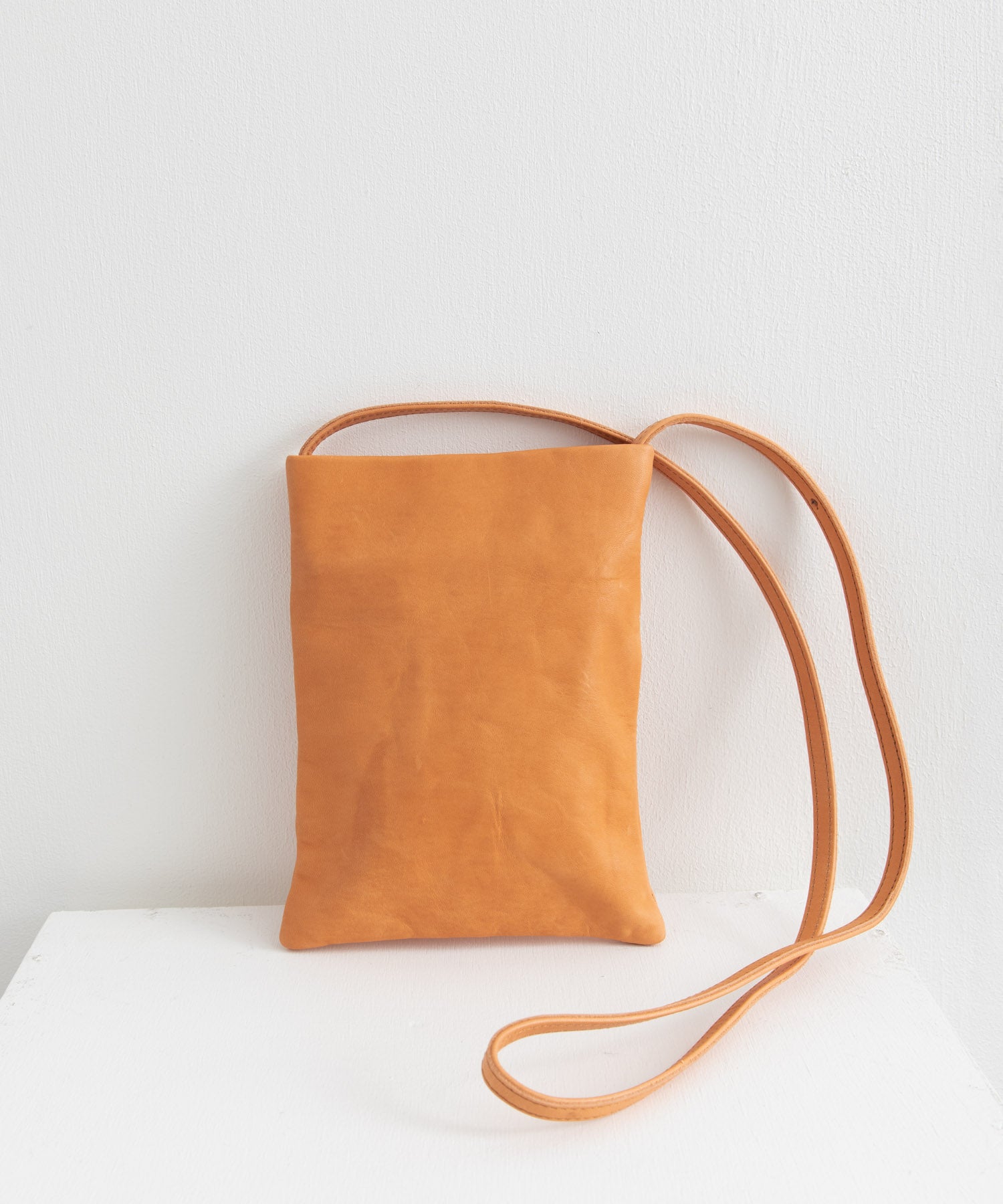 ロッキーモンロー Rocky Monroe ショルダーバッグ メンズ レディース レザー 馬革 日本製 サコッシュ 斜め掛け 肩がけ 首かけ ギフト プレゼント 父の日 誕生日 彼氏 本革 国産 カジュア (ダークグリーン) ダークグリーン