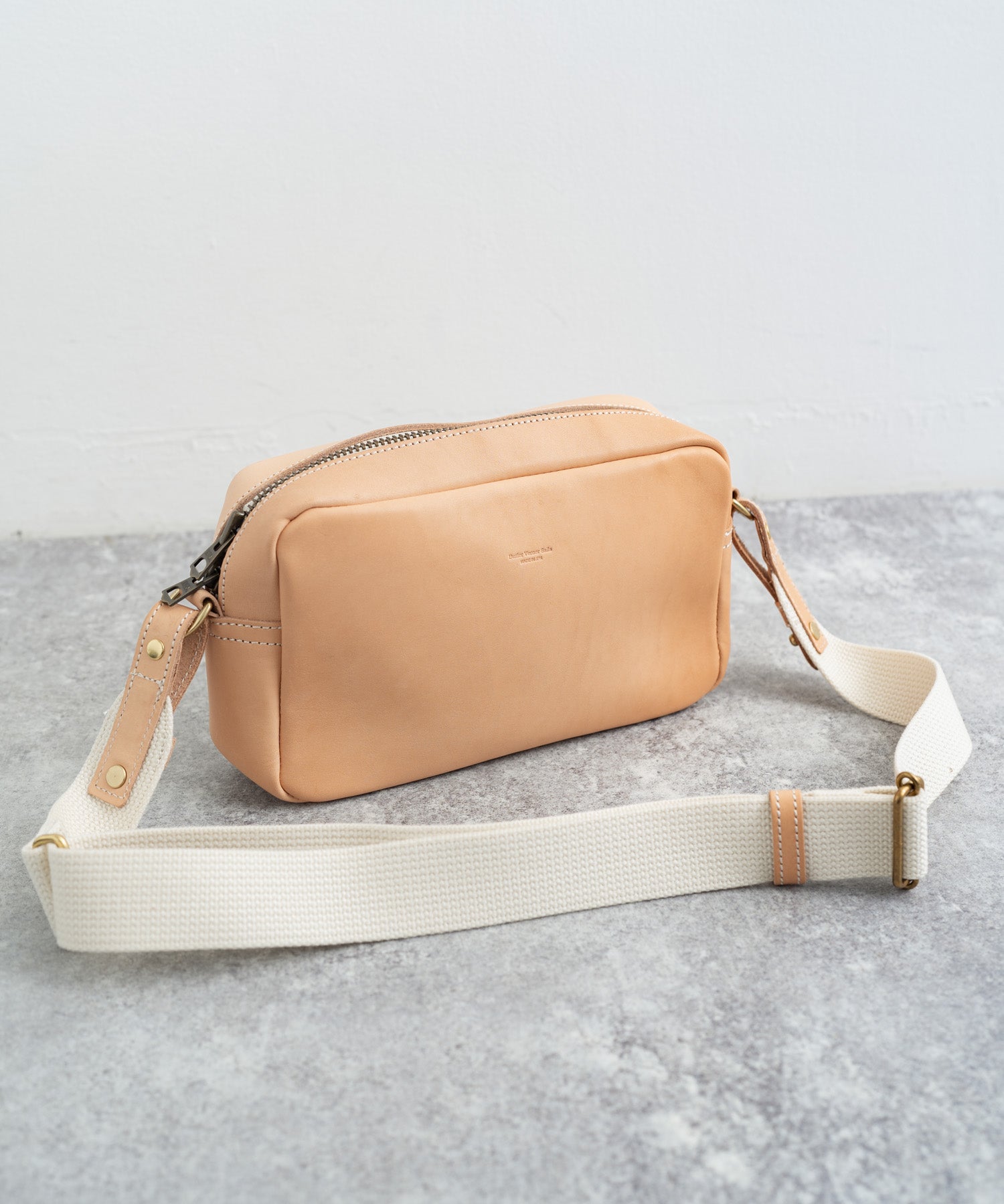 ロッキーモンロー Rocky Monroe ショルダーバッグ メンズ 本革 ヌメ革 栃木レザー HORWEEN 斜めがけ 鞄 ミニ ボディバッグ 2WAY ポーチ クラッチ ワンショルダー スクエア 軽量