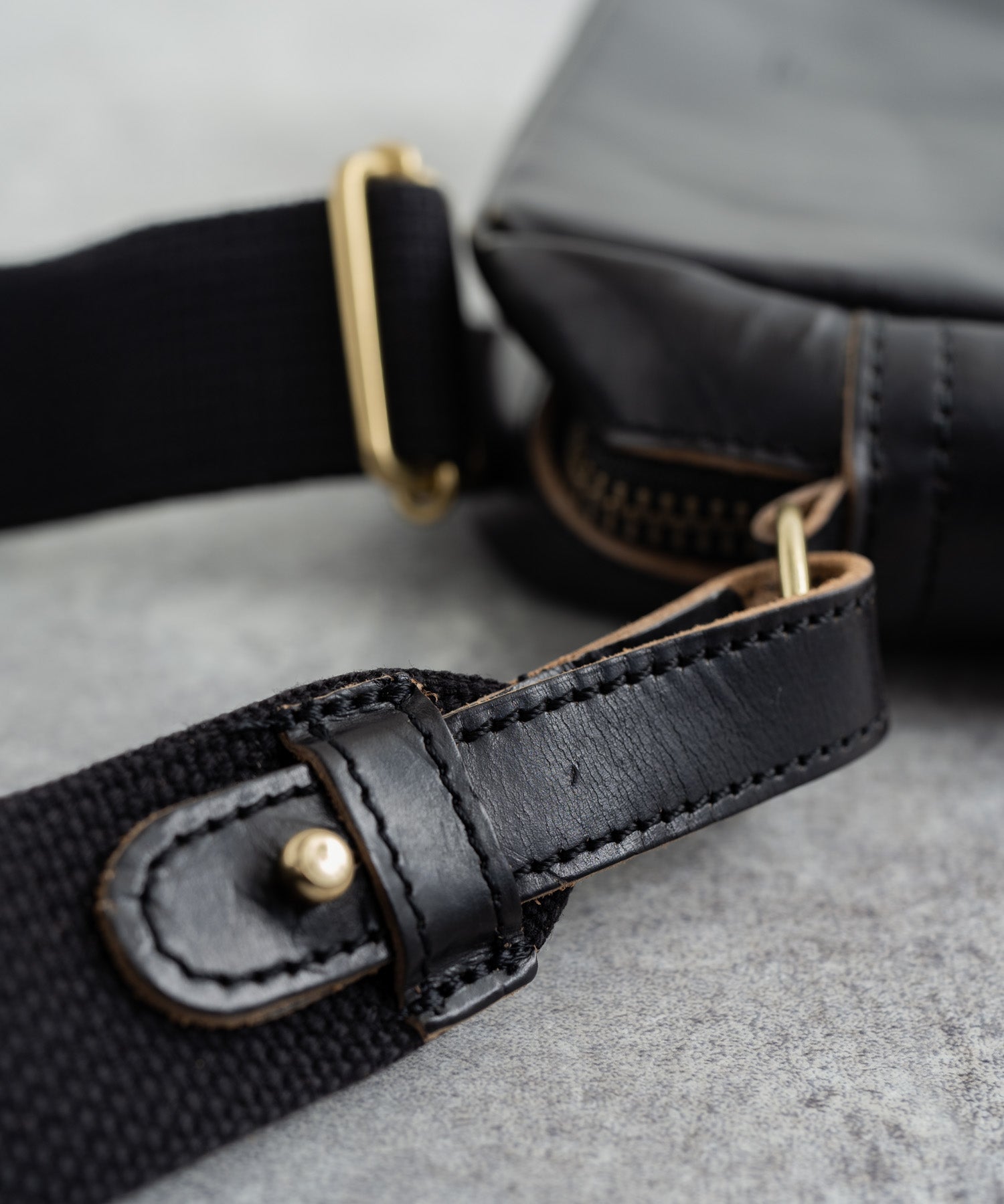 ロッキーモンロー Rocky Monroe ショルダーバッグ メンズ 本革 ヌメ革 栃木レザー HORWEEN 斜めがけ 鞄 ミニ ボディバッグ 2WAY ポーチ クラッチ ワンショルダー スクエア 軽量