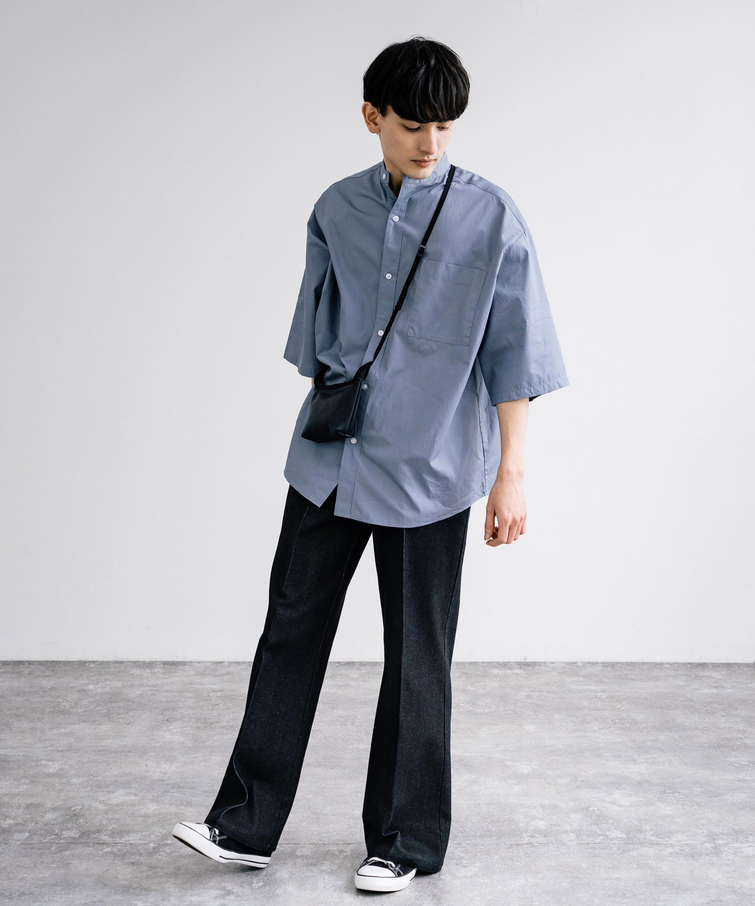 Rocky Monroe Shoulder Bag Pouch for Men and Women, Horse Leather, Compact, Outing, Leisure, Present, Gift, Crossbody, Shoulder Carry, Simple, Day