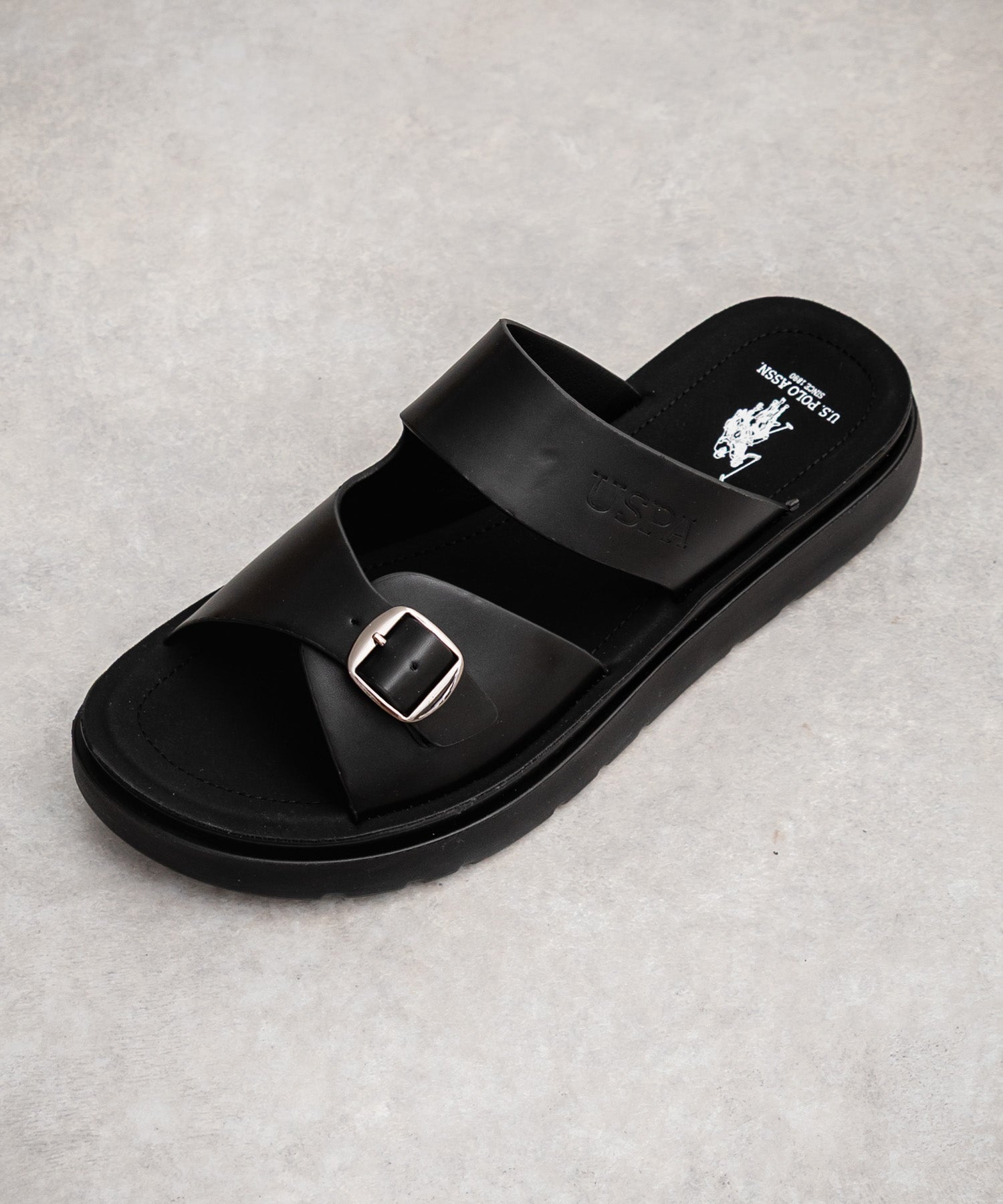 ロッキーモンロー Rocky Monroe バックルサンダル メンズ 靴 フラット フェイクレザー PU 合成皮革 ワンベルト シンプル ロゴ お洒落 U.S. POLO ASSN. 14692 (ブラック) ブラック