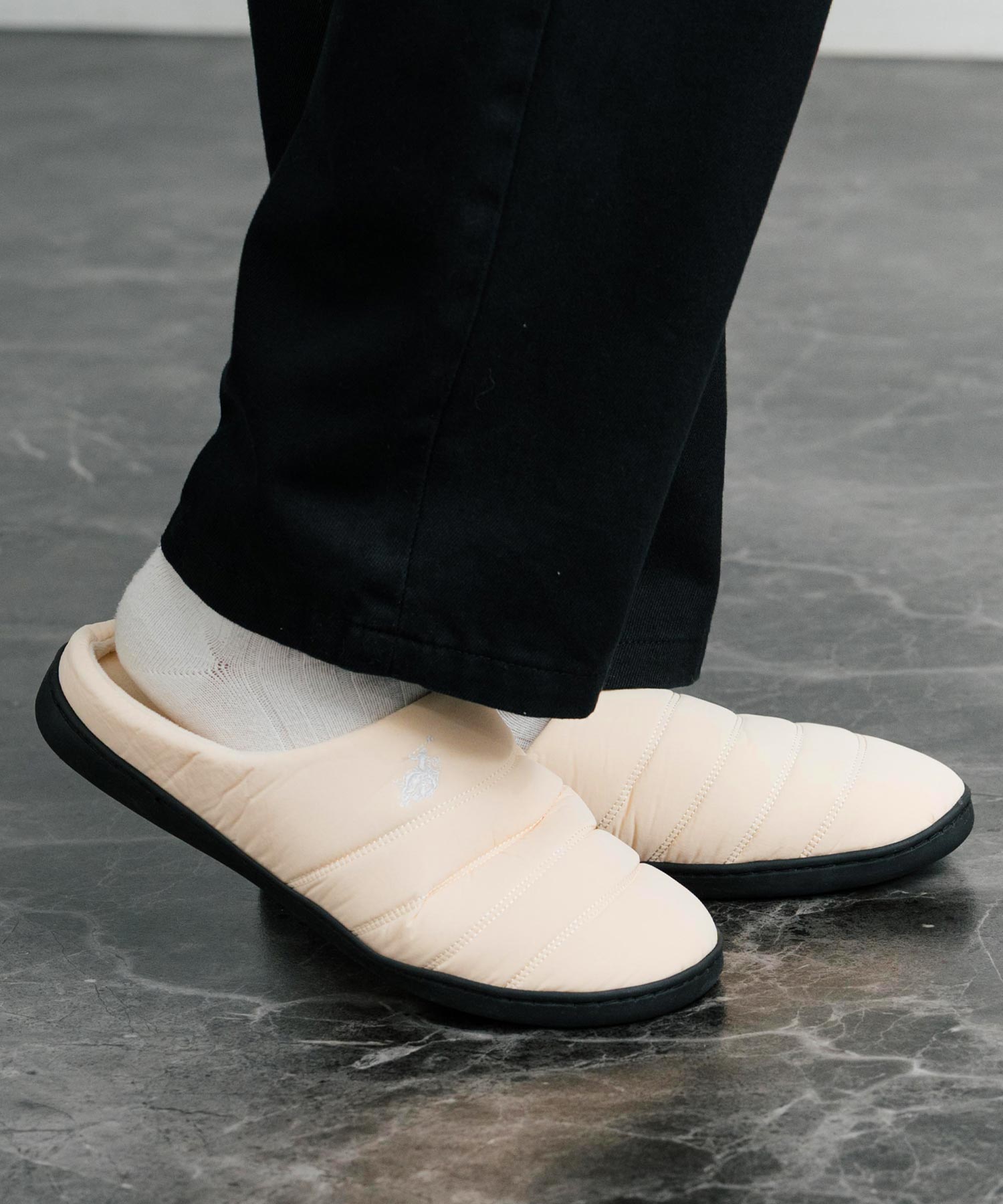 ロッキーモンロー Rocky Monroe モックシューズ スリッパ 靴 メンズ レディース バブーシュ ルームシューズ スリッポン 別注 オリジナル U.S. POLO ASSN. 14948 (ライトベージュ(ナイロンライク)) ライトベージュ(ナイロンライク)