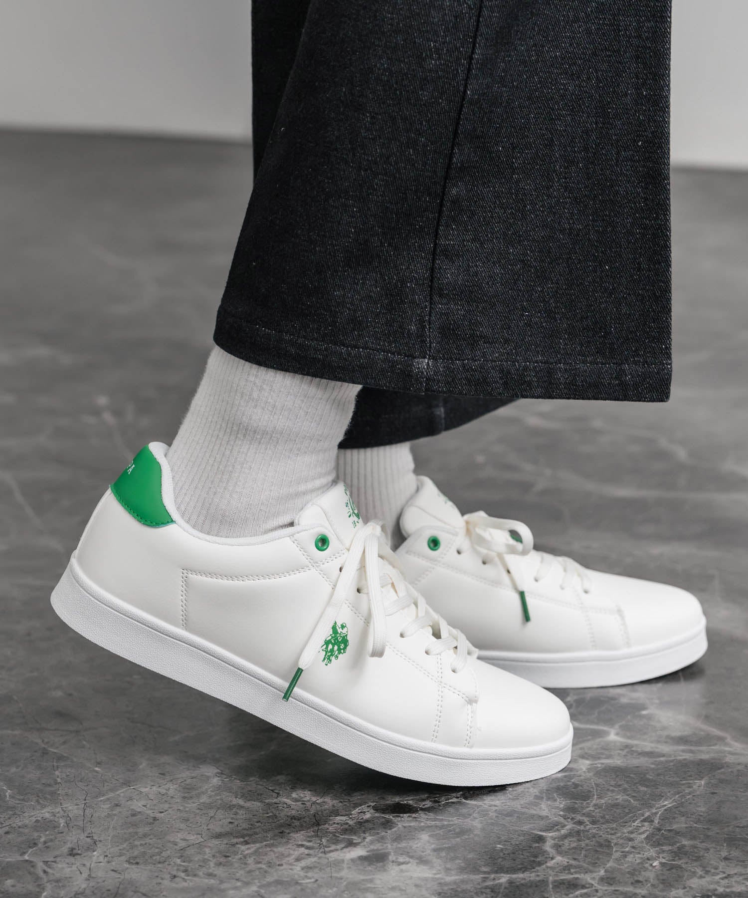 ロッキーモンロー Rocky Monroe スニーカー 紐靴 ロゴ メンズ レディース ローカット フェイクレザー PU 合成皮革 U.S. POLO ASSN. ユーエスポロアッスン 15640 (ブラック×シルバー) ブラック×シルバー