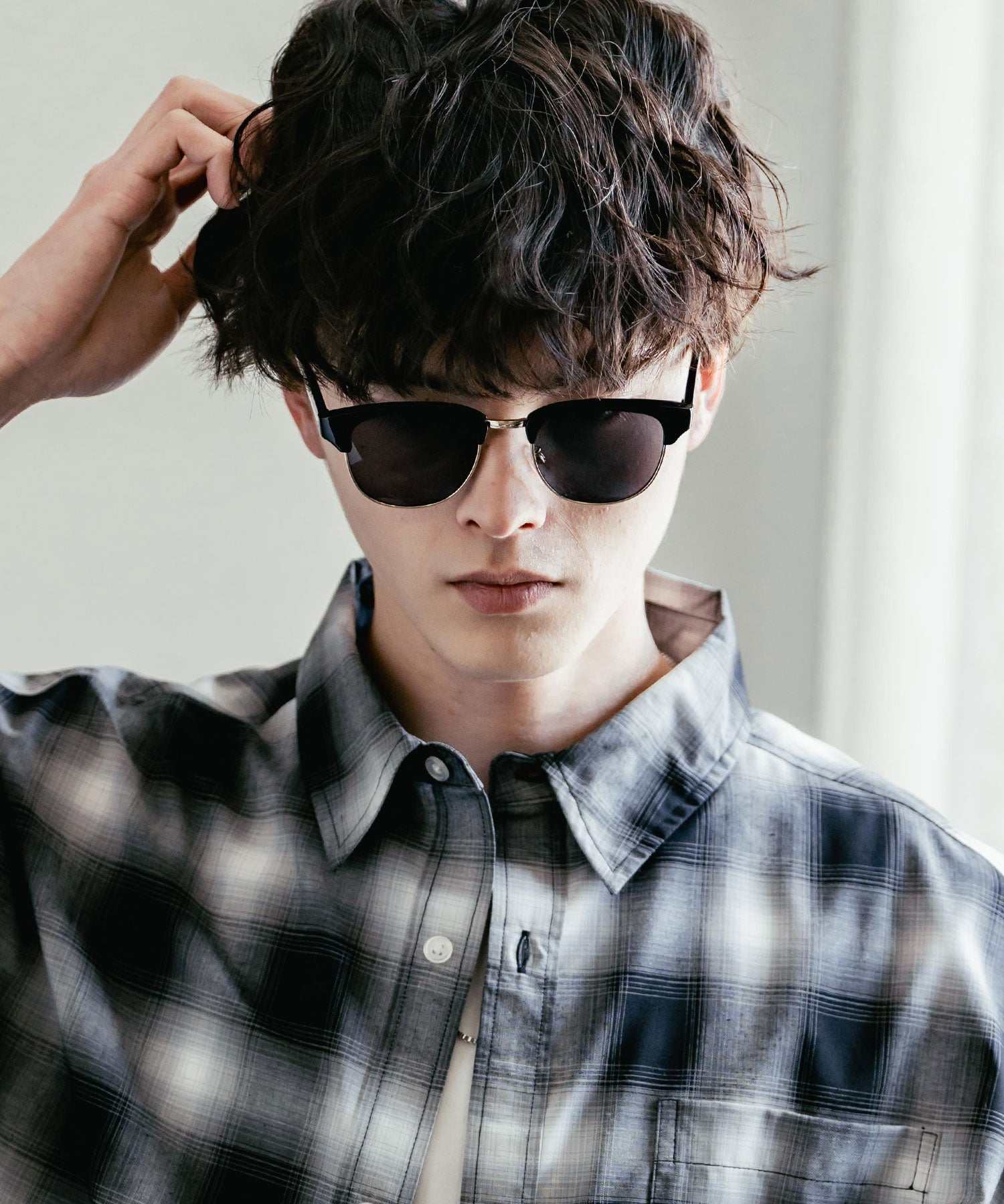 ロッキーモンロー Rocky Monroe サングラス カラーレンズ メンズ 伊達メガネ ウェリントン スクエア サーモント ハーフリム UVカット 紫外線対策 アイウェア 巾着ケース付き 14466 (A4.ブラックゴールド×クリア) A4.ブラックゴールド×クリア