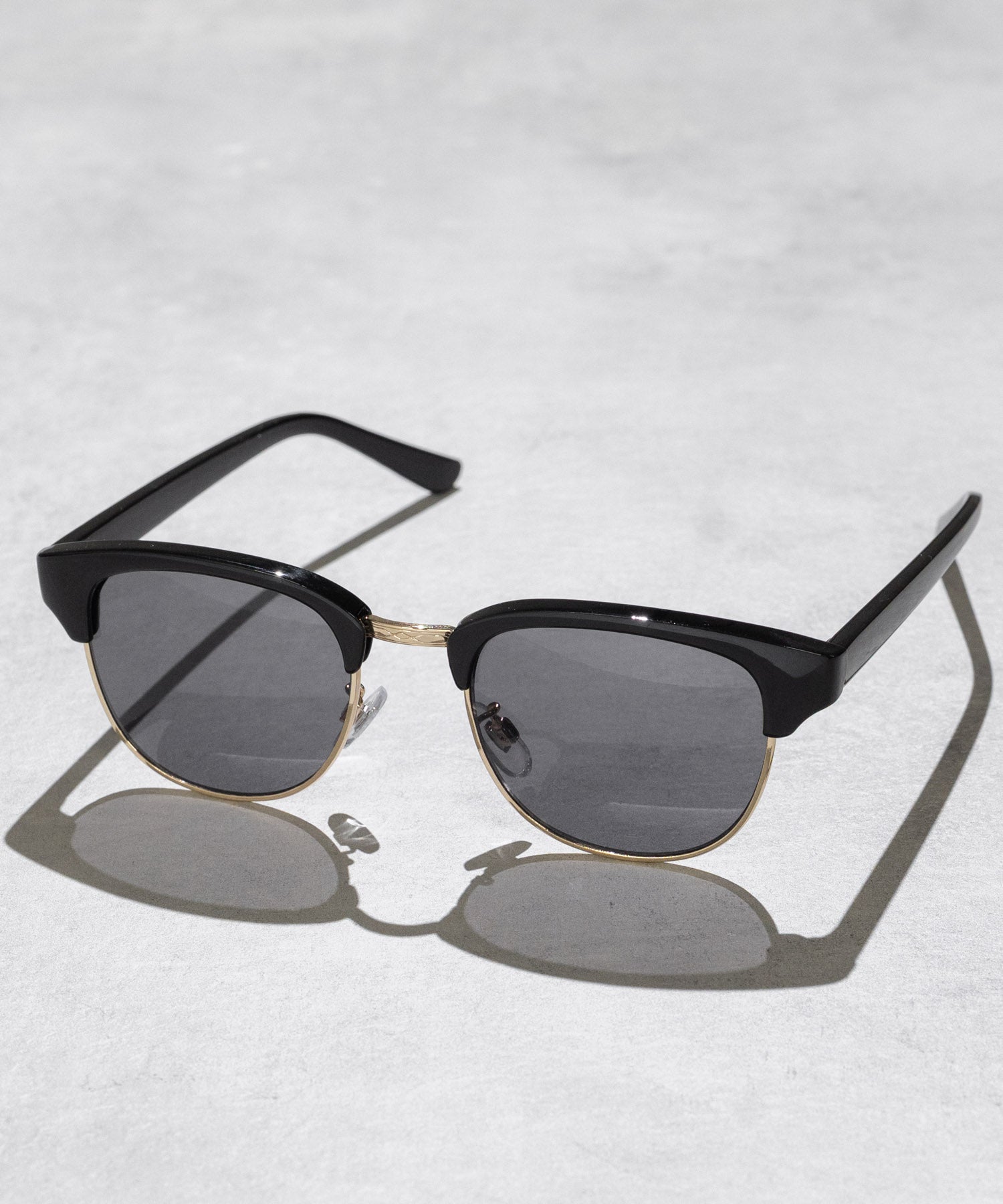 ロッキーモンロー Rocky Monroe サングラス カラーレンズ メンズ 伊達メガネ ウェリントン スクエア サーモント ハーフリム UVカット 紫外線対策 アイウェア 巾着ケース付き 14466 (A4.ブラックゴールド×クリア) A4.ブラックゴールド×クリア