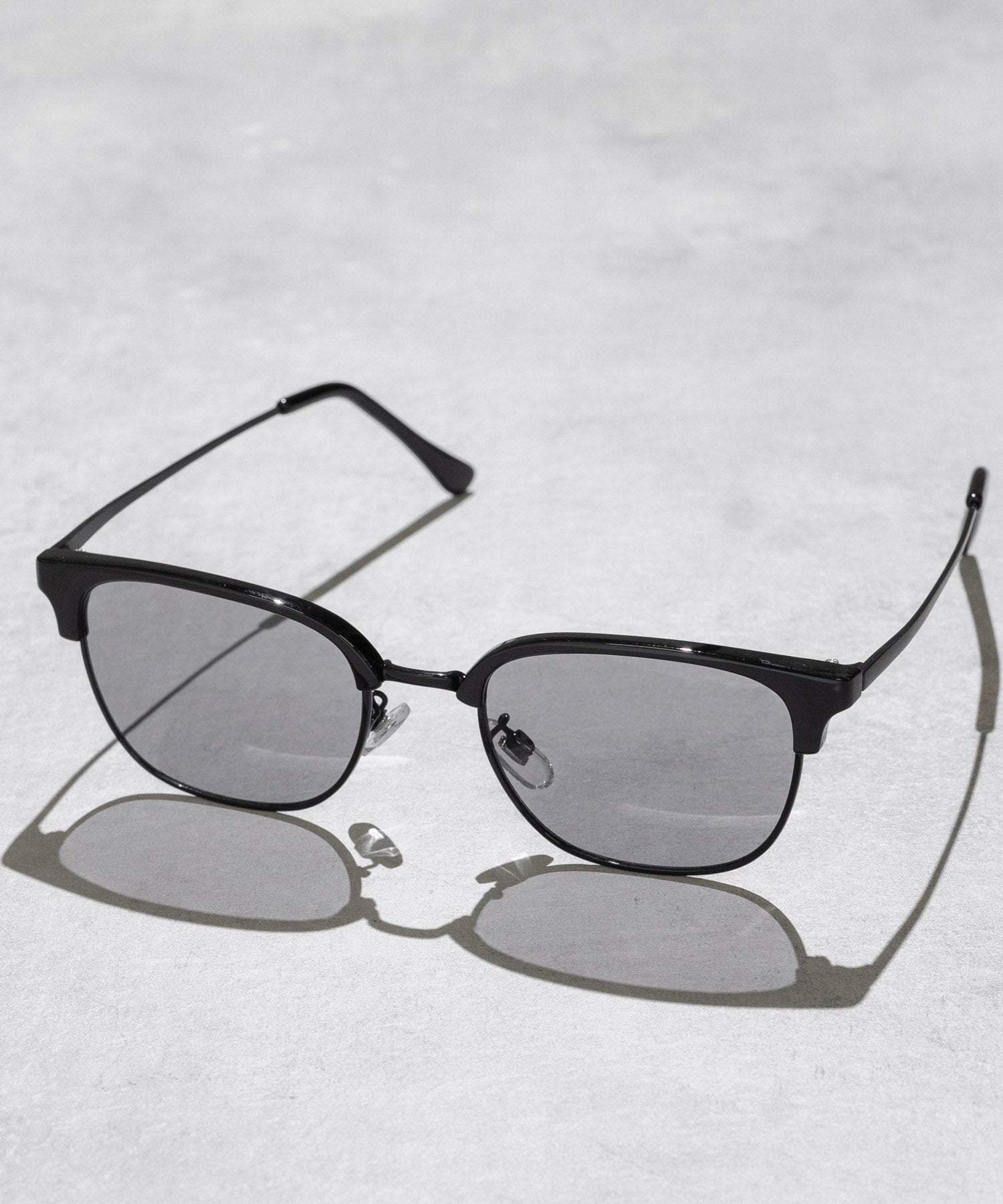 ロッキーモンロー Rocky Monroe サングラス カラーレンズ メンズ 伊達メガネ ウェリントン スクエア サーモント ハーフリム UVカット 紫外線対策 アイウェア 巾着ケース付き 14466 (A4.ブラックゴールド×クリア) A4.ブラックゴールド×クリア