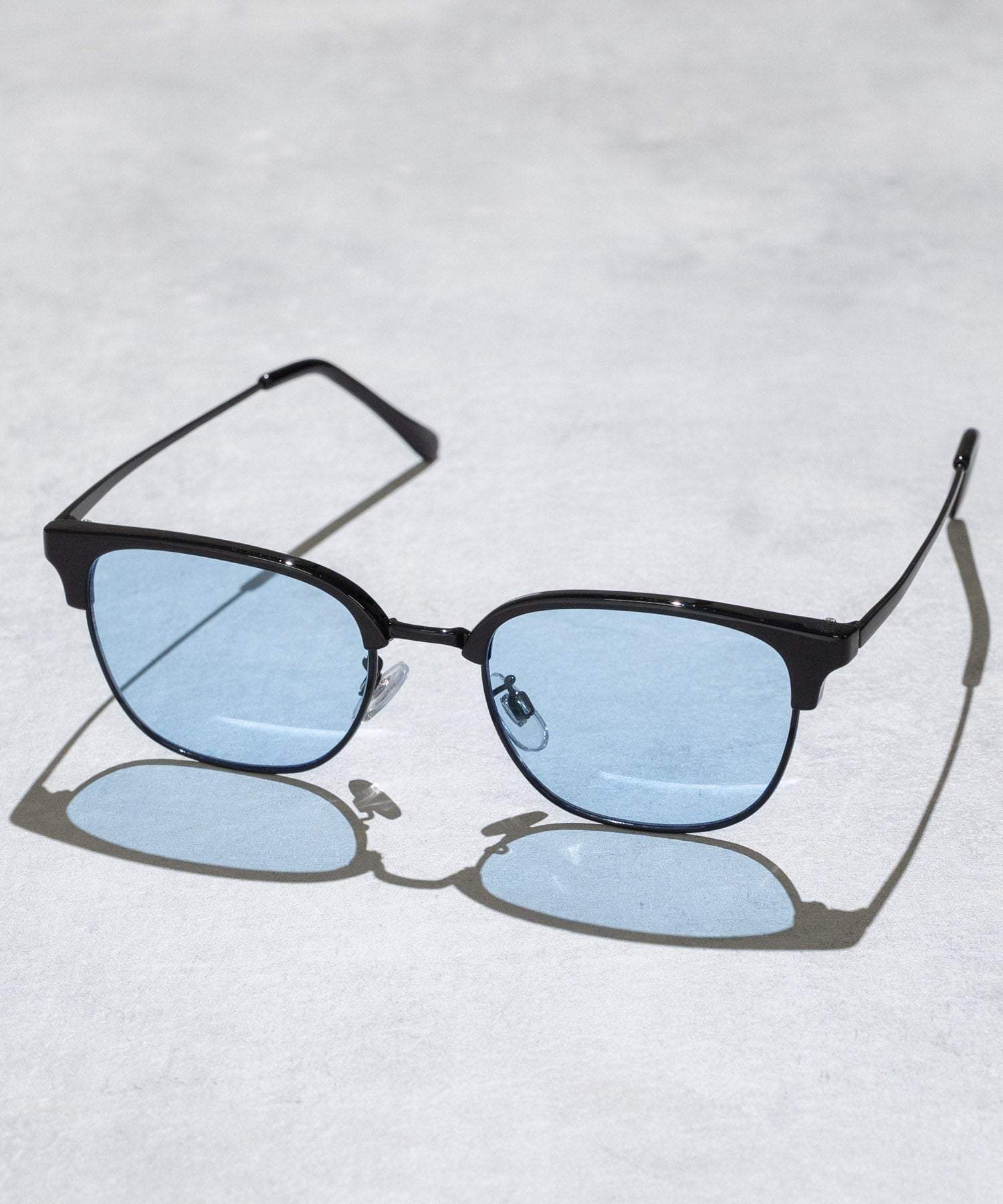 ロッキーモンロー Rocky Monroe サングラス カラーレンズ メンズ 伊達メガネ ウェリントン スクエア サーモント ハーフリム UVカット 紫外線対策 アイウェア 巾着ケース付き 14466 (A4.ブラックゴールド×クリア) A4.ブラックゴールド×クリア