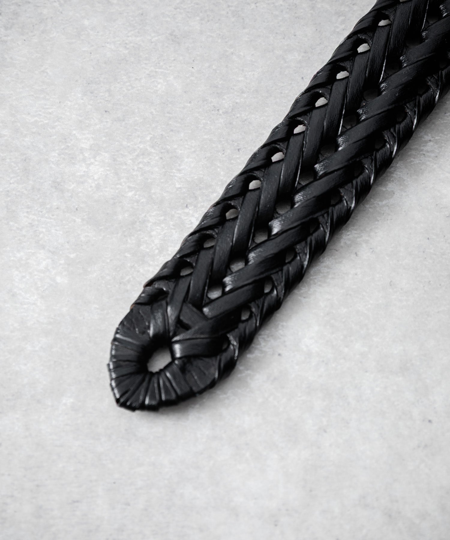 ロッキーモンロー Rocky Monroe レザーベルト メッシュ 本革 メンズ レディース ラウンドバックル スクエア カジュアル アメカジ シンプル 韓国 モード レトロ おしゃれ ギフト 15729 (ブラック) ブラック