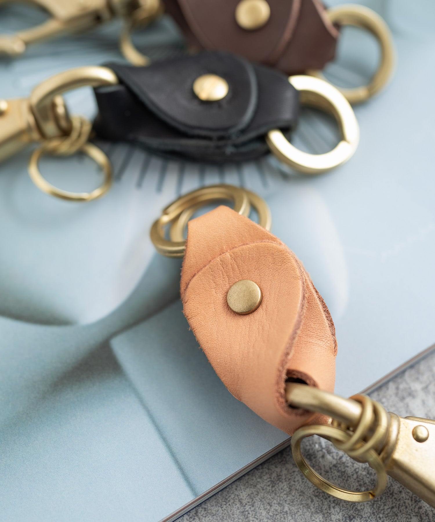 Rocky Monroe Keychain Double Ring brass Brass Men's Genuine Leather Cowhide Tochigi Leather Key Ring Key Charm Key Chain Nascaan 3-Chain Belt Loop Leather Goods Keys