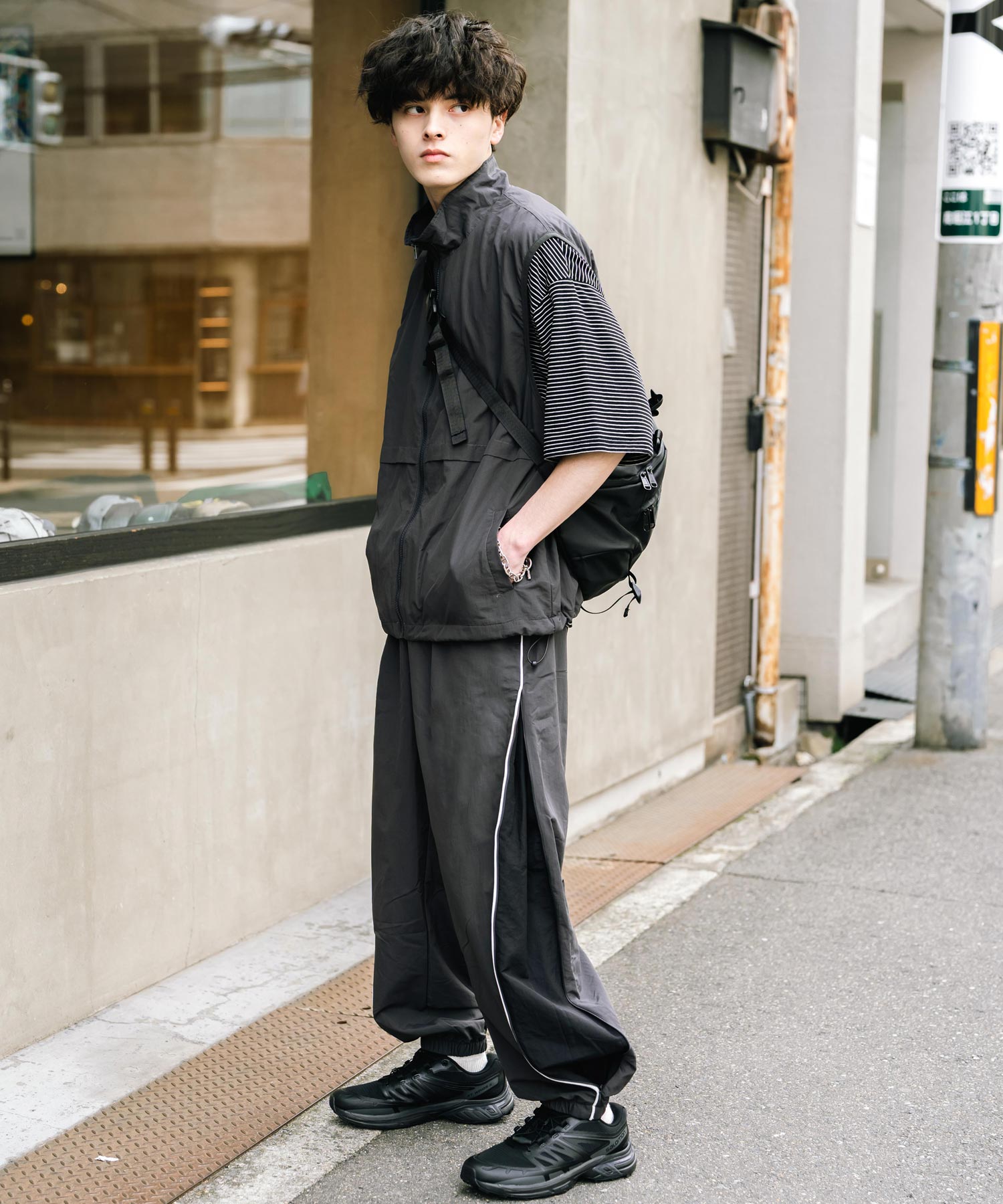 ロッキーモンロー Rocky Monroe トラックパンツ ナイロン サイドジップ ワイド メンズ レディース 配色 2way テック系 パイピング イージージョガー スケーター ドローコード 14308 (グレー) グレー