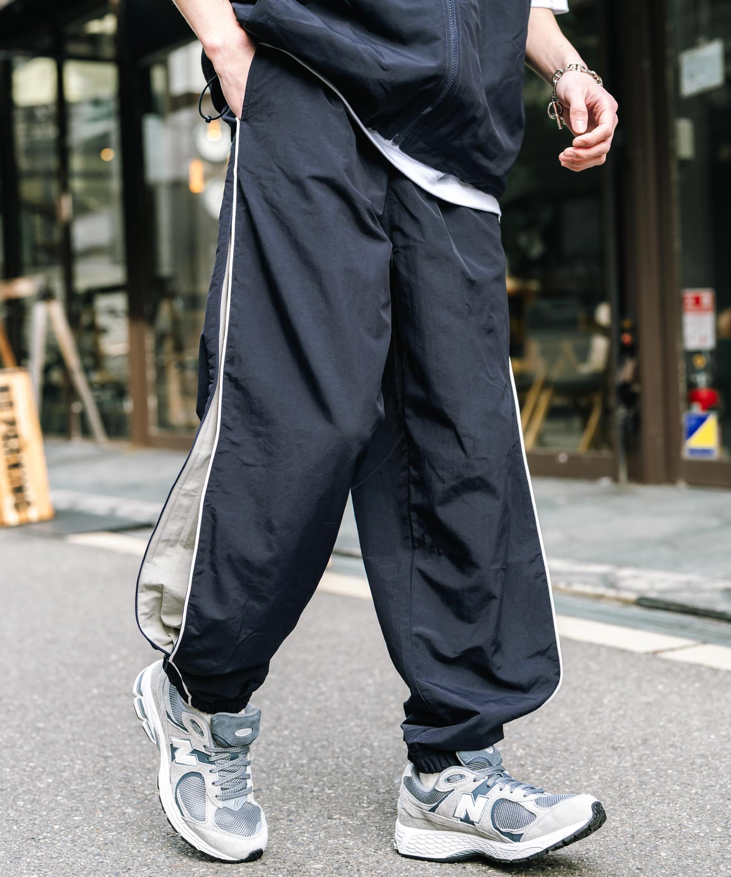 ロッキーモンロー Rocky Monroe トラックパンツ ナイロン サイドジップ ワイド メンズ レディース 配色 2way テック系 パイピング イージージョガー スケーター ドローコード 14308 (グレー) グレー