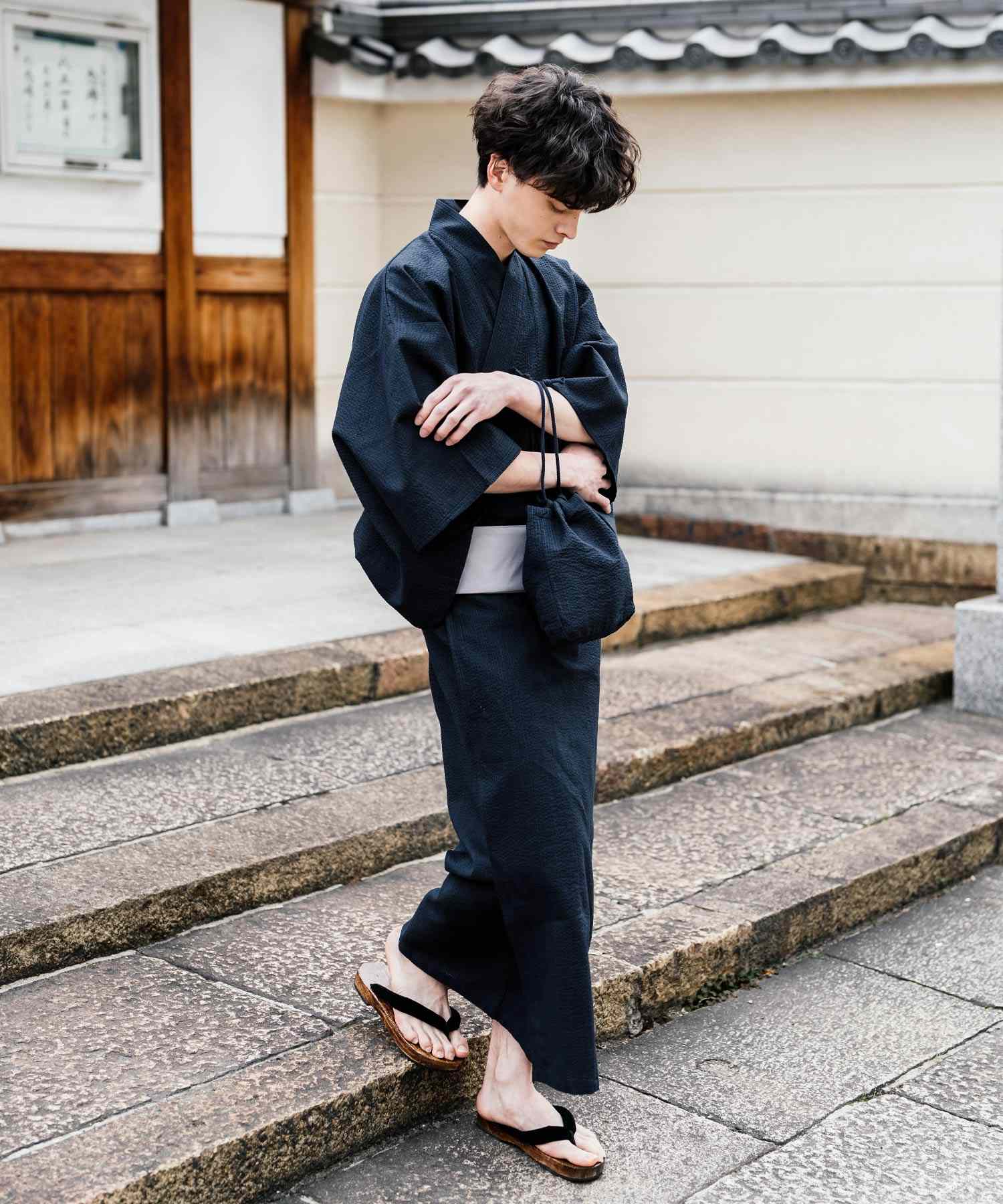 ロッキーモンロー Rocky Monroe 浴衣 5点セット メンズ 黒 下駄 扇子 帯 巾着 信玄袋 着物 和服 しじら織り シアサッカー 無地 ストライプレトロ モダン 花火大会 夏祭り 14155 (ネイビー-1) ネイビー-1