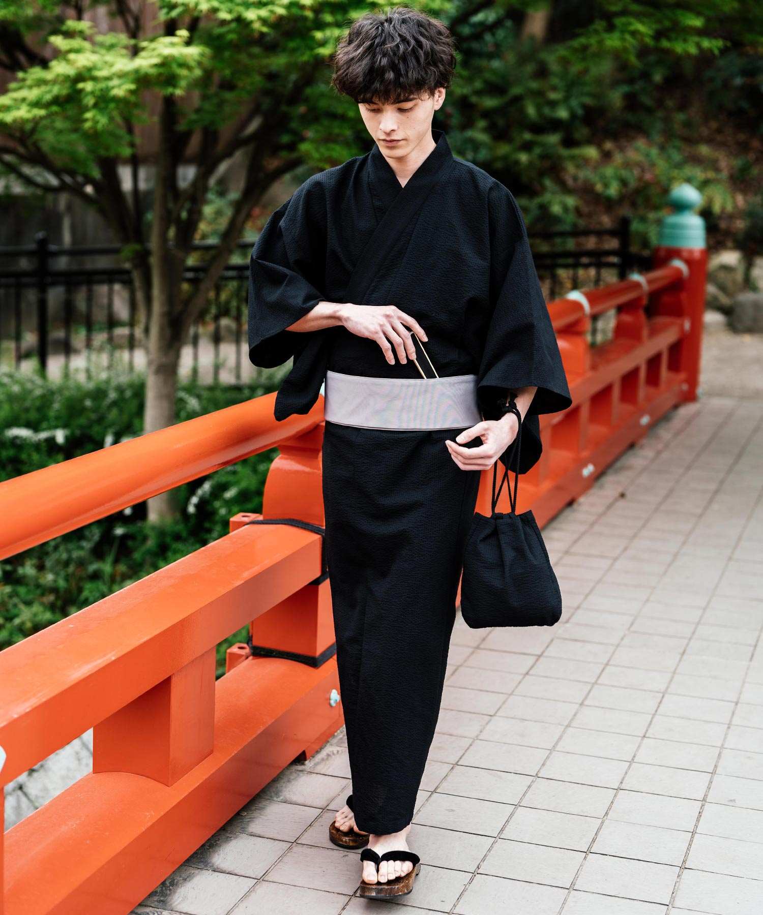 ロッキーモンロー Rocky Monroe 浴衣 5点セット メンズ 黒 下駄 扇子 帯 巾着 信玄袋 着物 和服 しじら織り シアサッカー 無地 ストライプレトロ モダン 花火大会 夏祭り 14155 (ネイビー-1) ネイビー-1