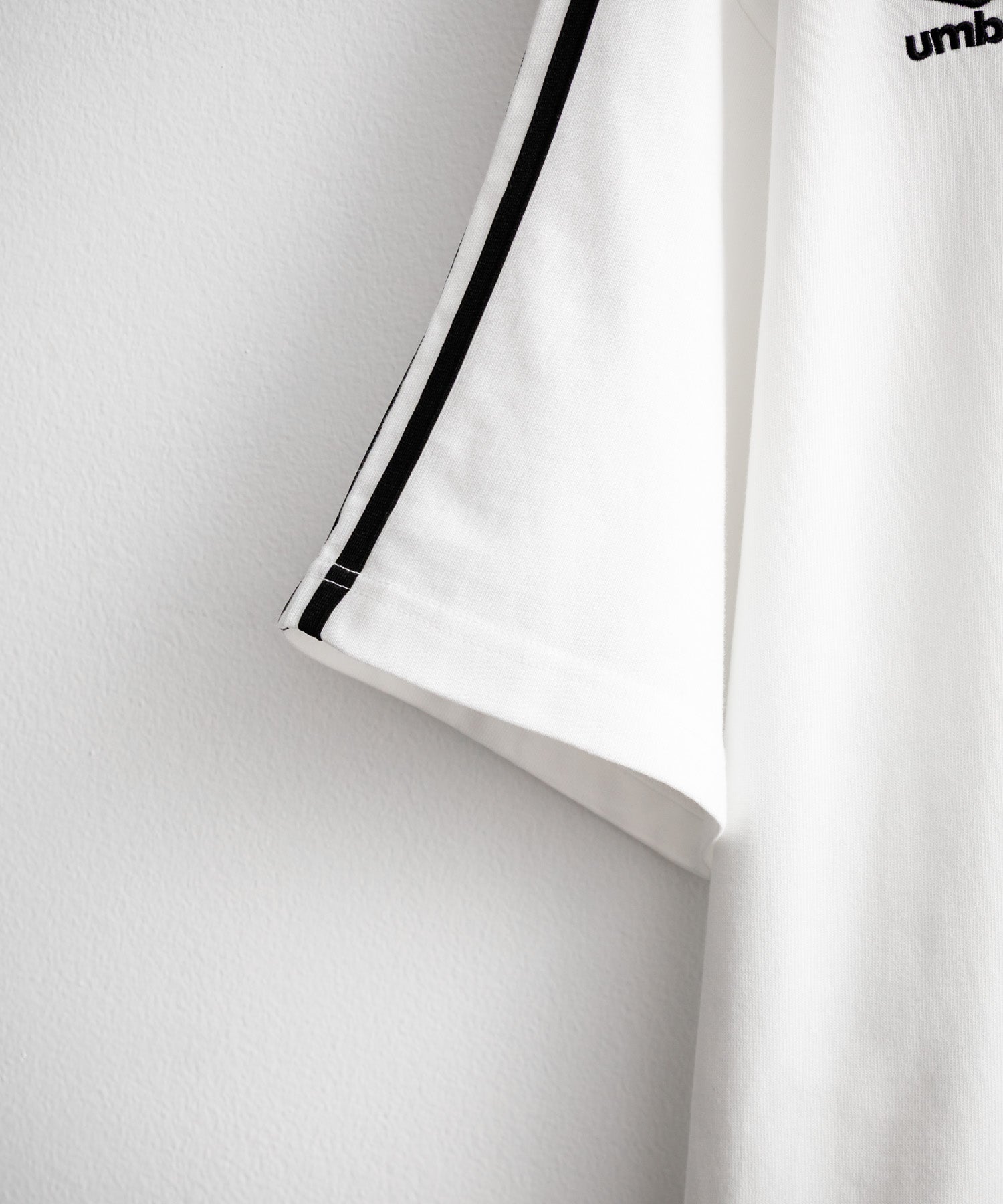 ロッキーモンロー Rocky Monroe UMBRO アンブロ Tシャツ 半袖 メンズ レディース カットソー フットボールT サイドライン オーバーサイズ ロゴ刺繍 別注コラボ 14470 (ホワイト) ホワイト