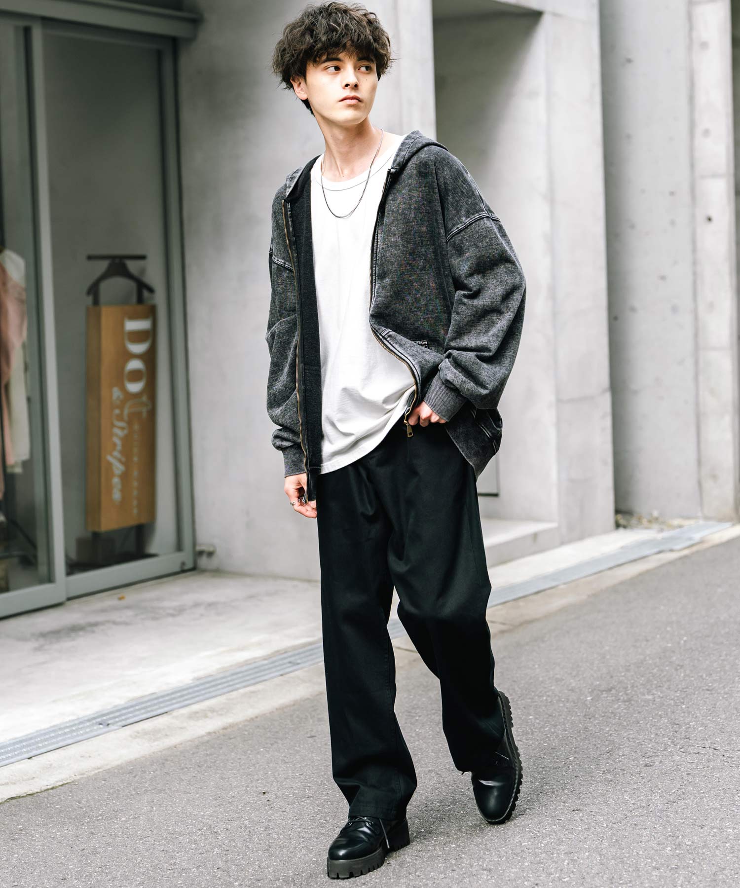 ロッキーモンロー Rocky Monroe ワイドパンツ デニム メンズ テーパード リラックス ルーズ ユーズド ヒゲ加工 ワンウォッシュ ケミカル オーバーダイ ヴィンテージ ブラスト 14464 (ブルーオーバーダイ) ブルーオーバーダイ